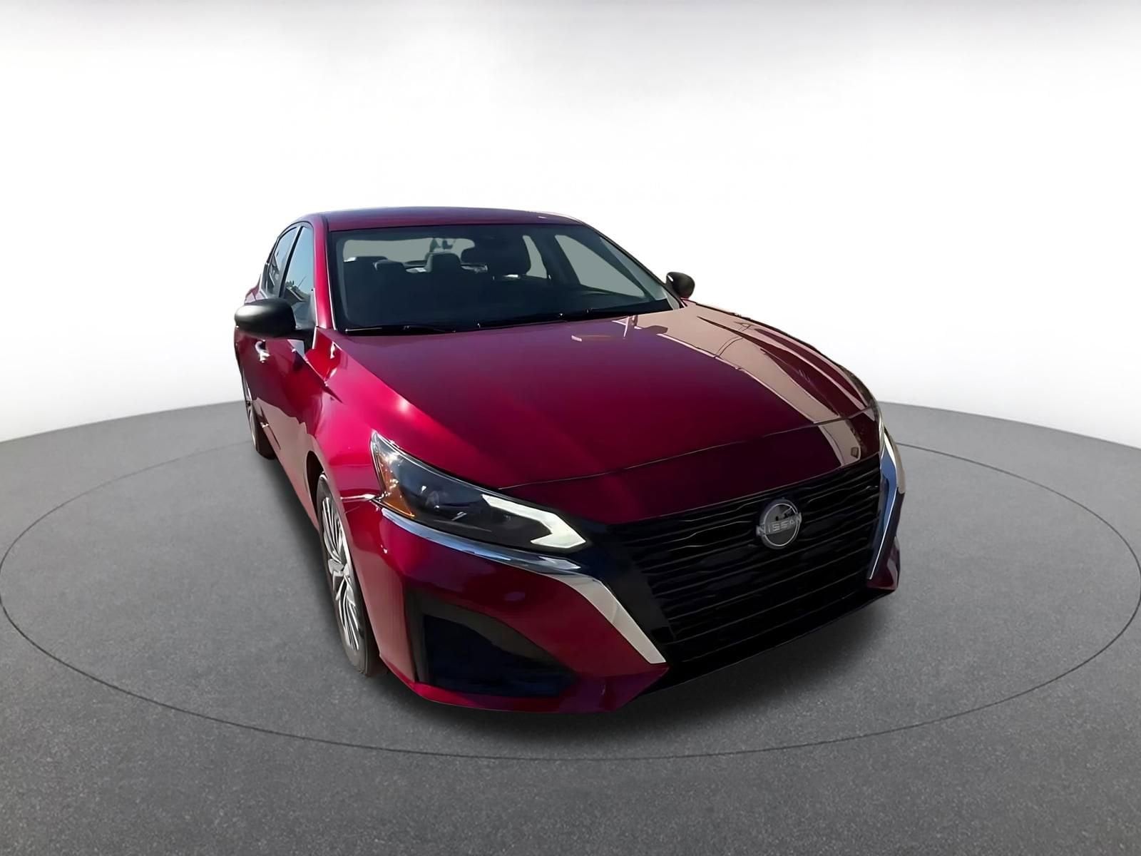 Thumbnail: 2025 Nissan Altima - 3