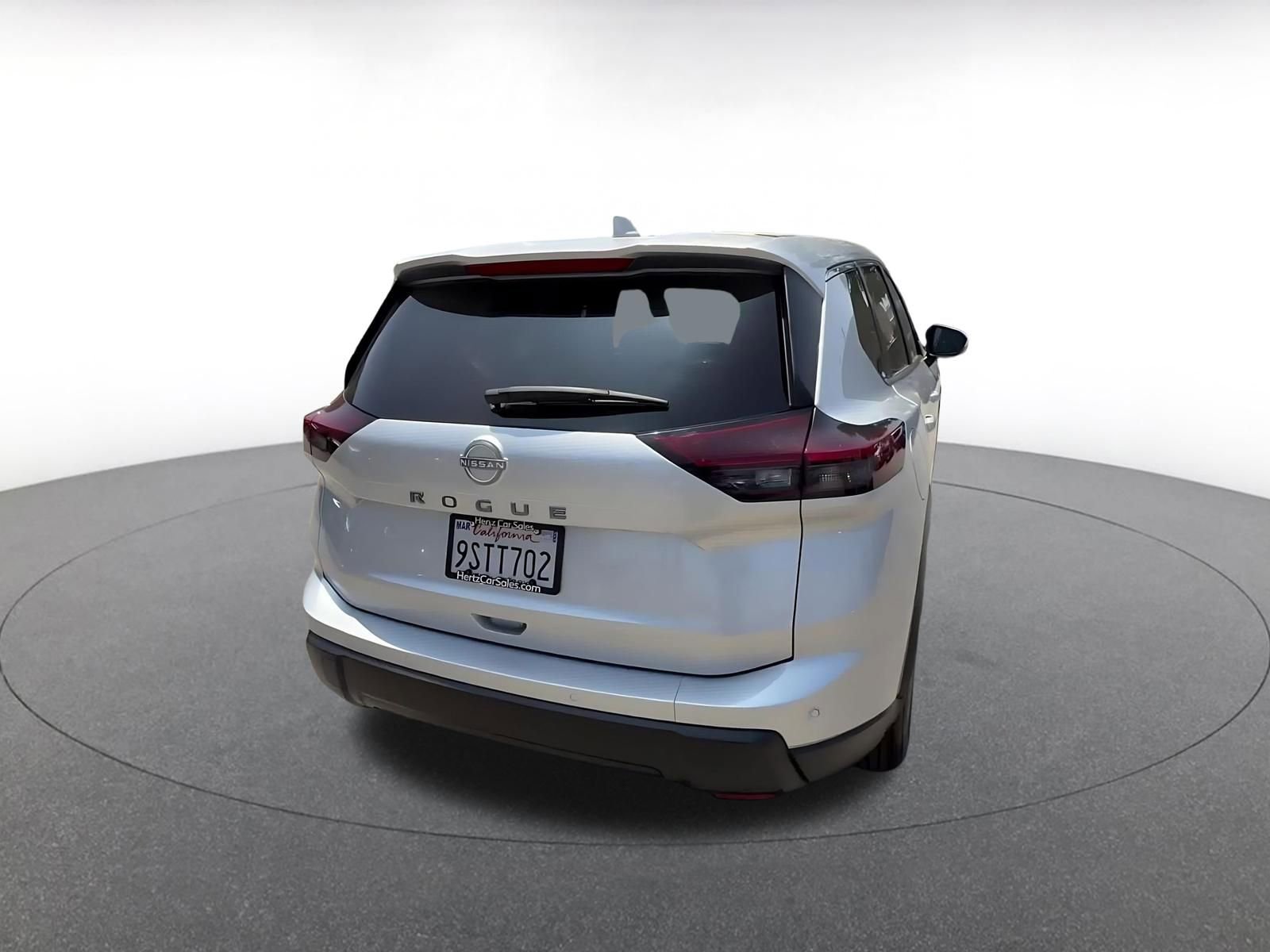Thumbnail: 2025 Nissan Rogue - 14