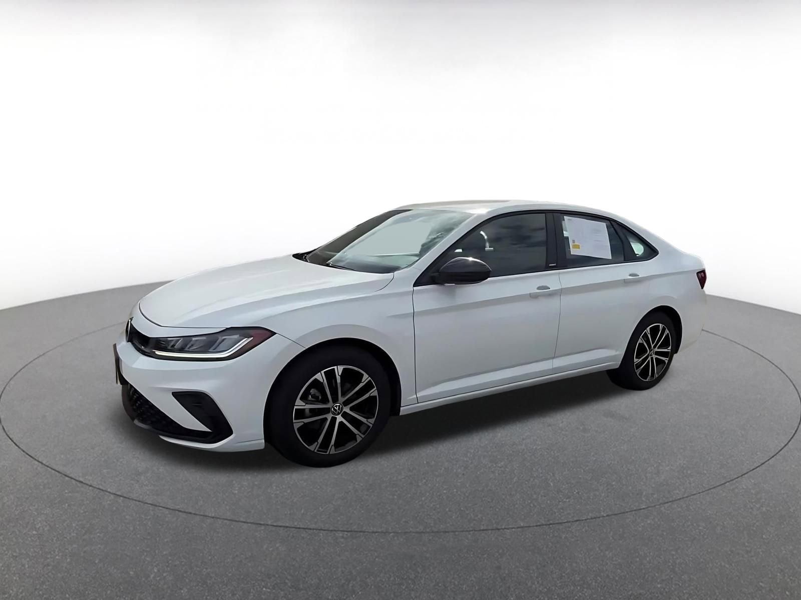 Thumbnail: 2025 Volkswagen Jetta - 8