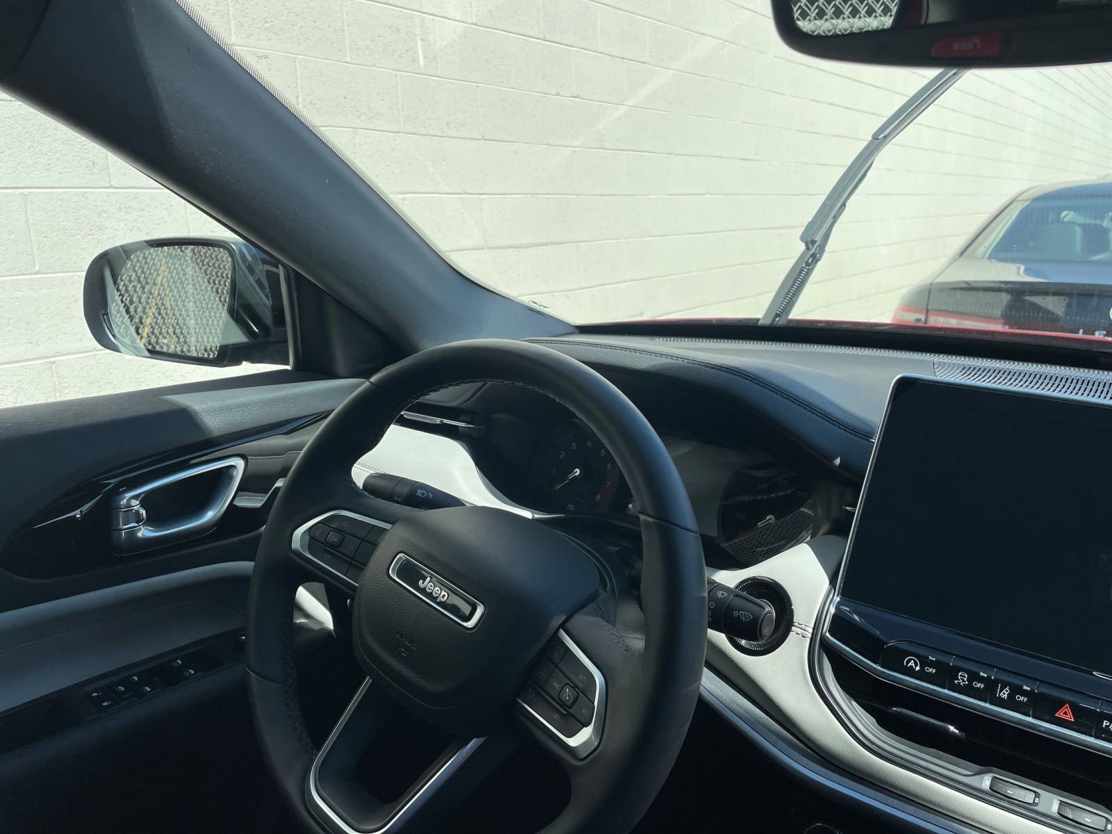 Thumbnail: 2025 Jeep Compass - 35