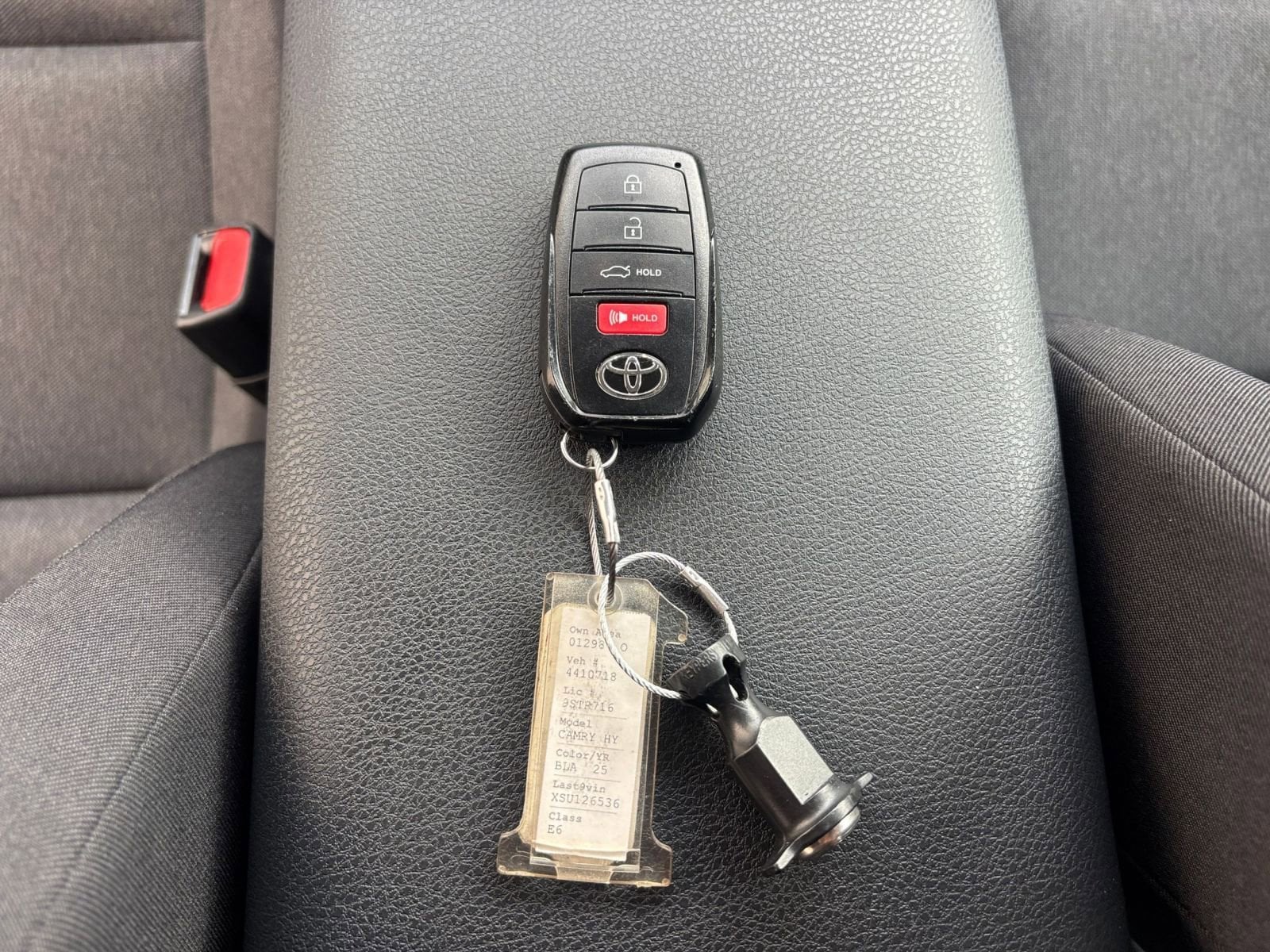 Thumbnail: 2025 Toyota Camry - 22