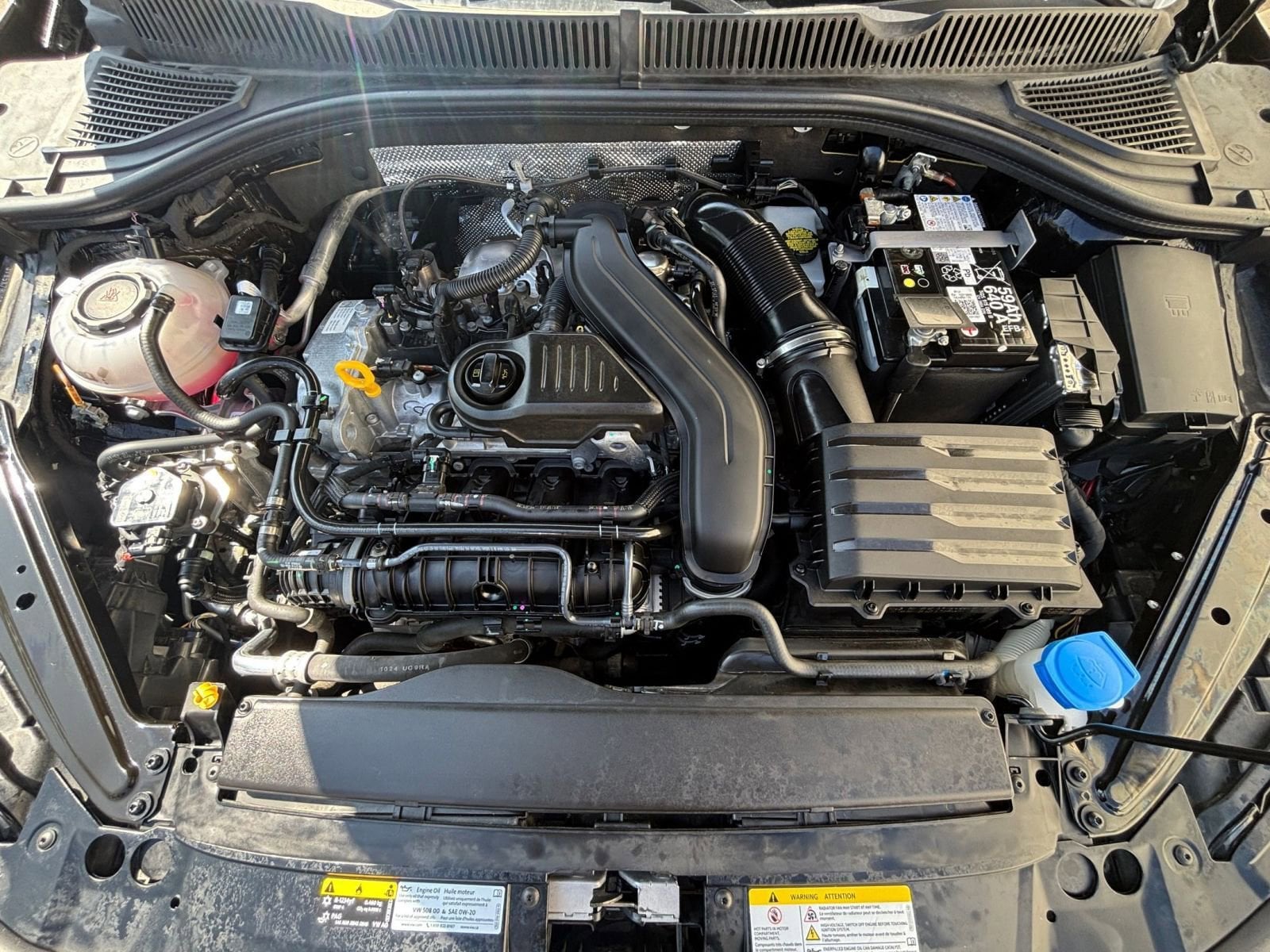 Thumbnail: 2025 Volkswagen Jetta - 32