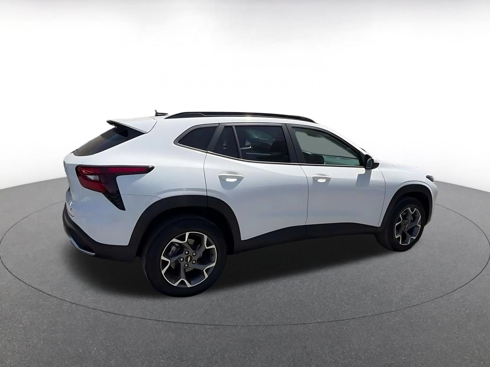 Thumbnail: 2025 Chevrolet Trax - 14