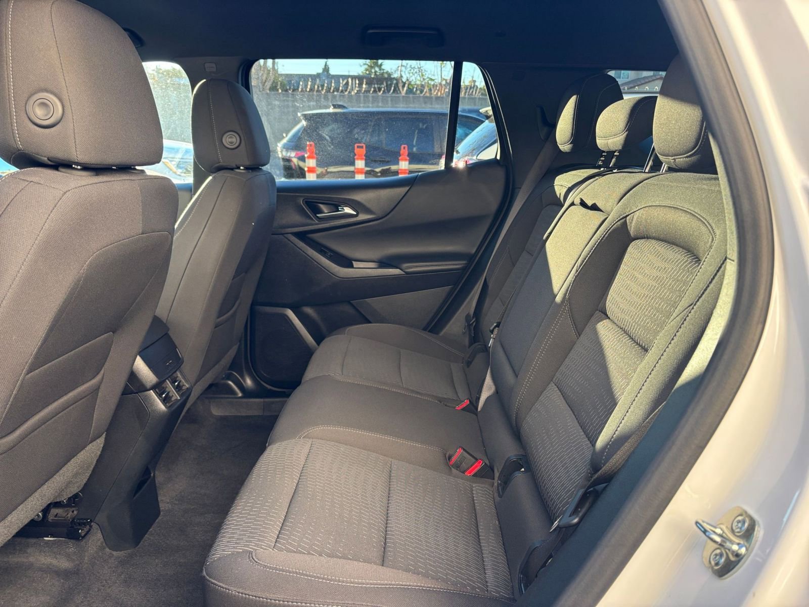 Thumbnail: 2025 Chevrolet Equinox - 25