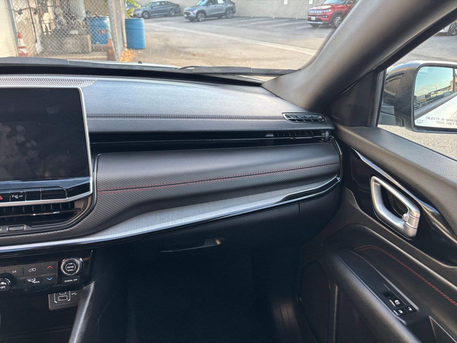 Thumbnail: 2025 Jeep Compass - 35