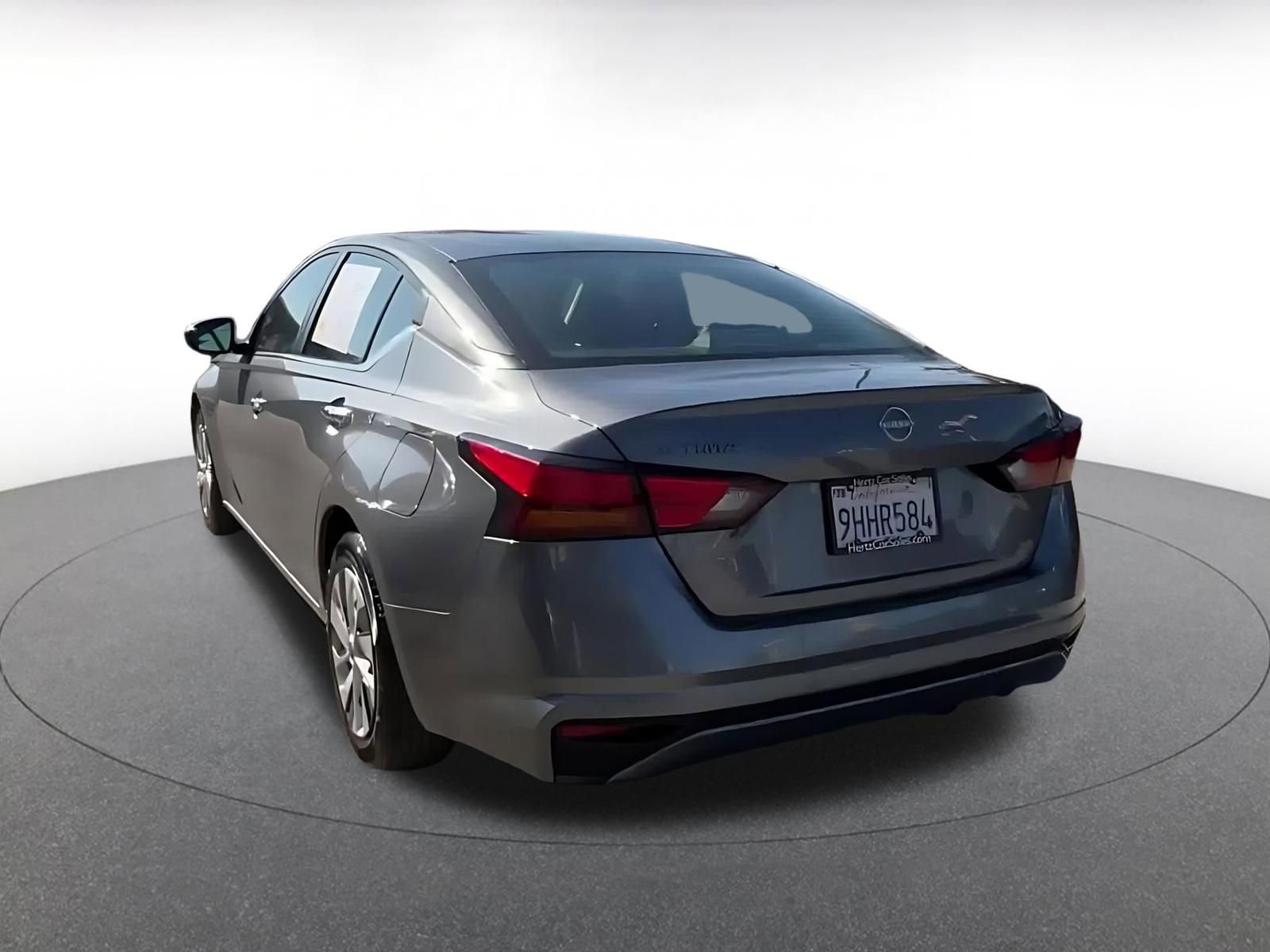 Thumbnail: 2024 Nissan Altima - 11