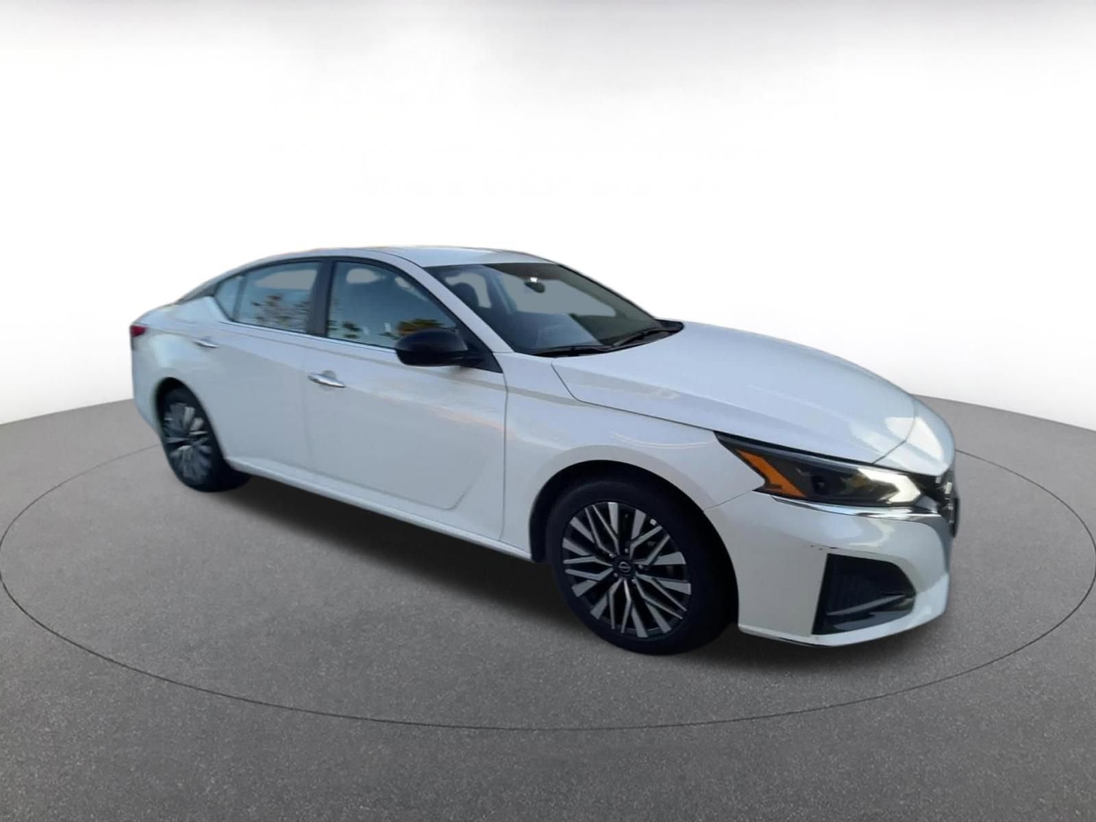 Thumbnail: 2025 Nissan Altima - 2