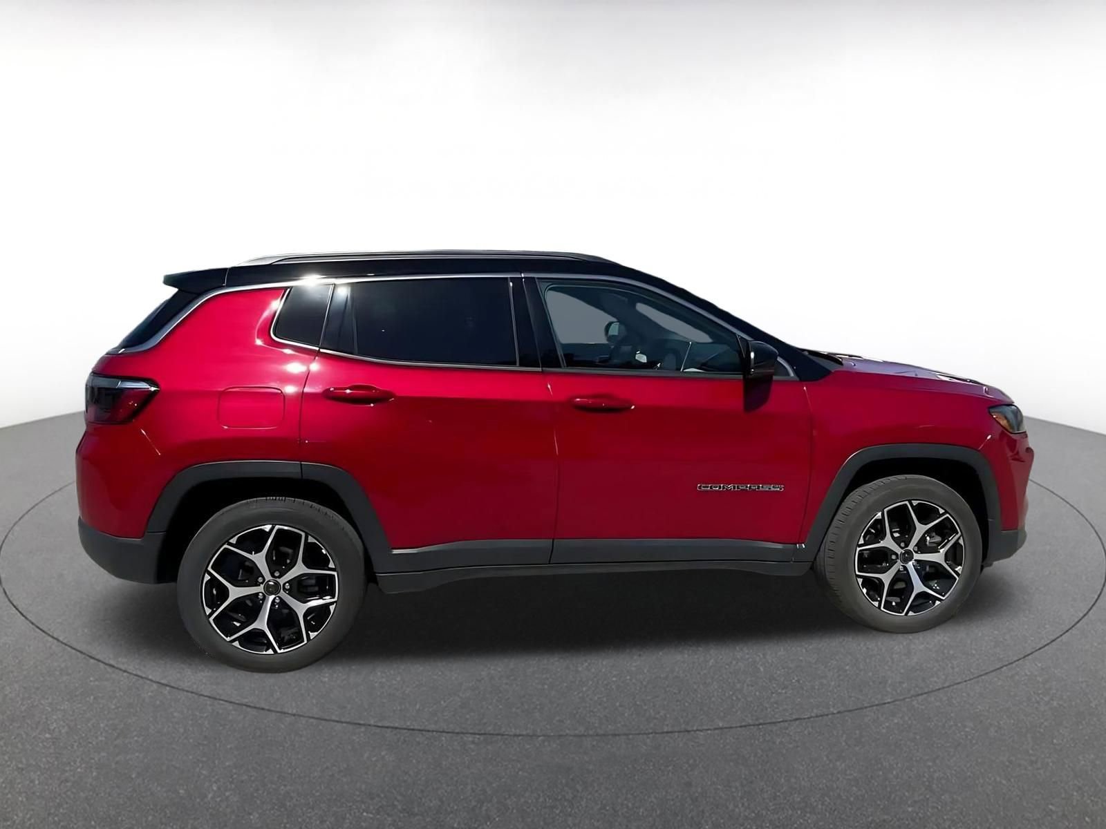 Thumbnail: 2025 Jeep Compass - 16