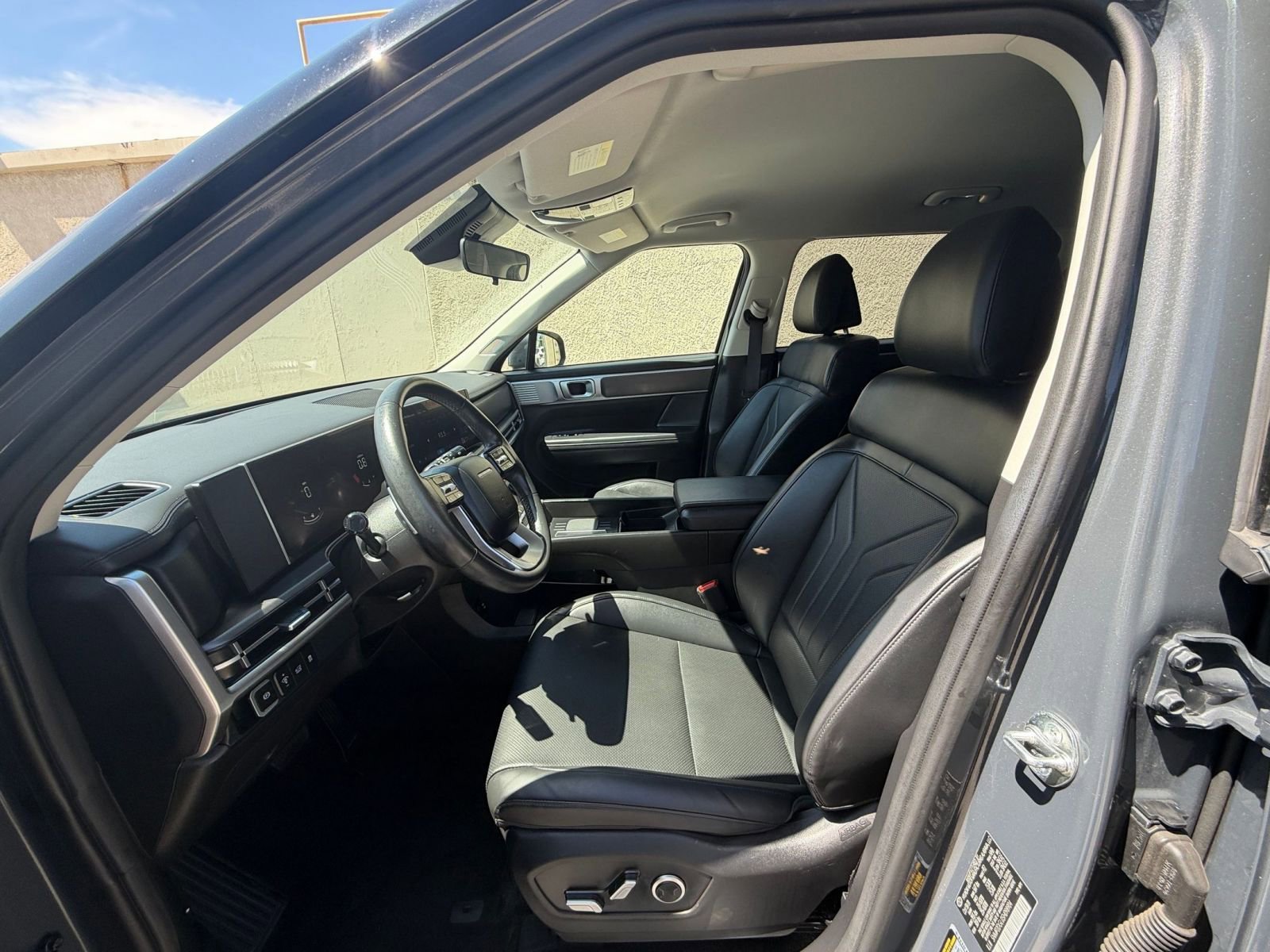 Thumbnail: 2025 Hyundai Santa Fe - 29