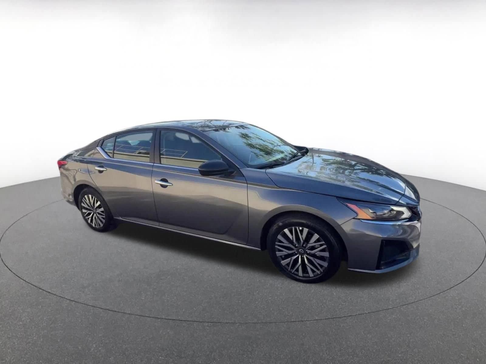 Thumbnail: 2025 Nissan Altima - 2