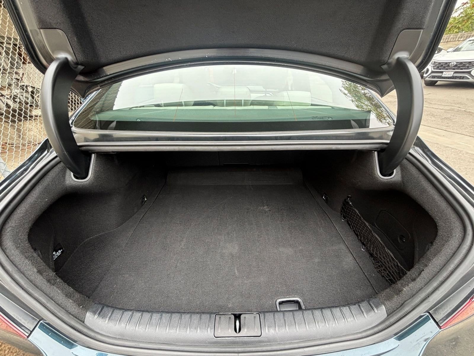 Thumbnail: 2025 Genesis G70 - 31