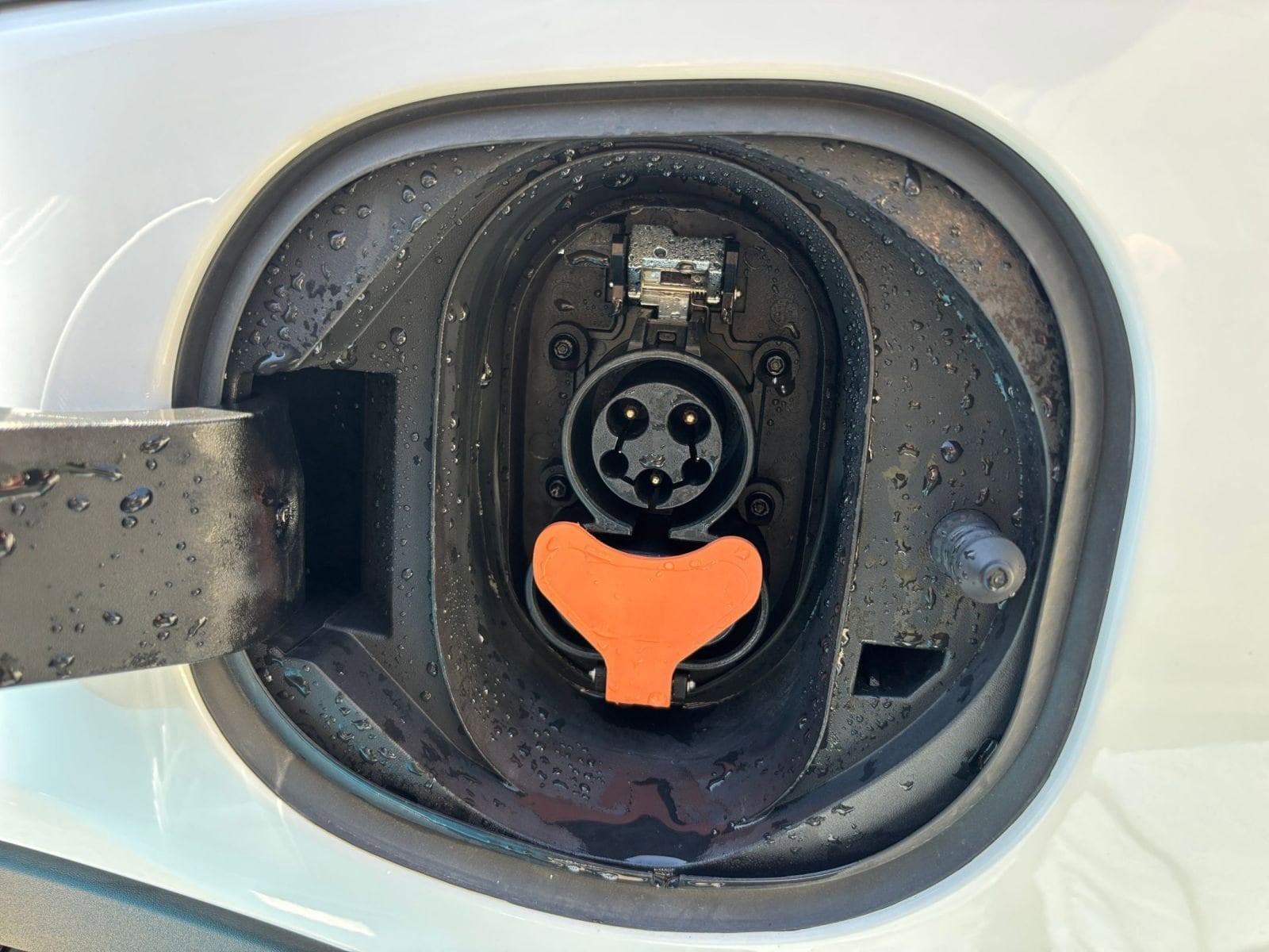 Thumbnail: 2023 Chevrolet Bolt EV - 23