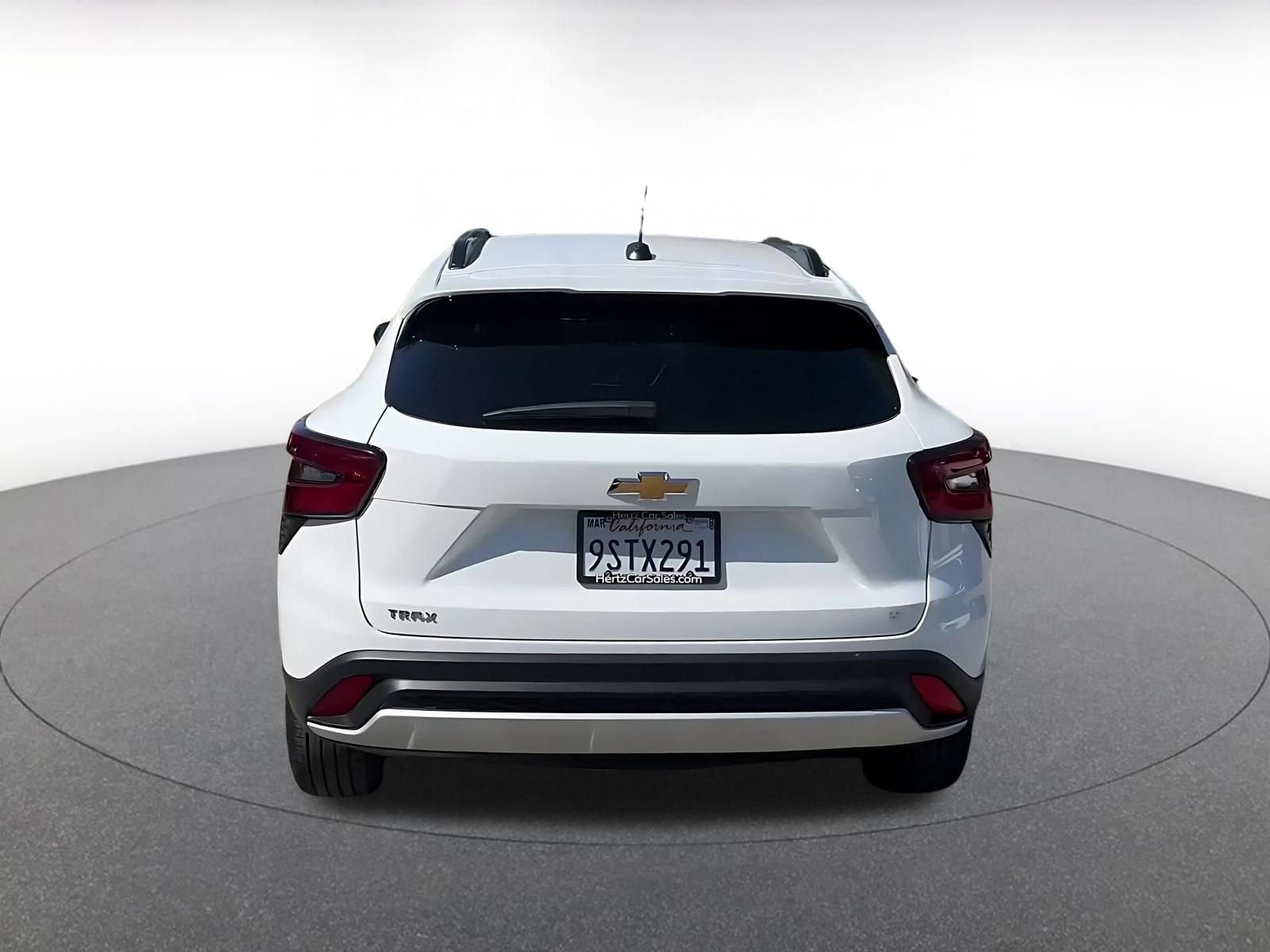 Thumbnail: 2025 Chevrolet Trax - 12