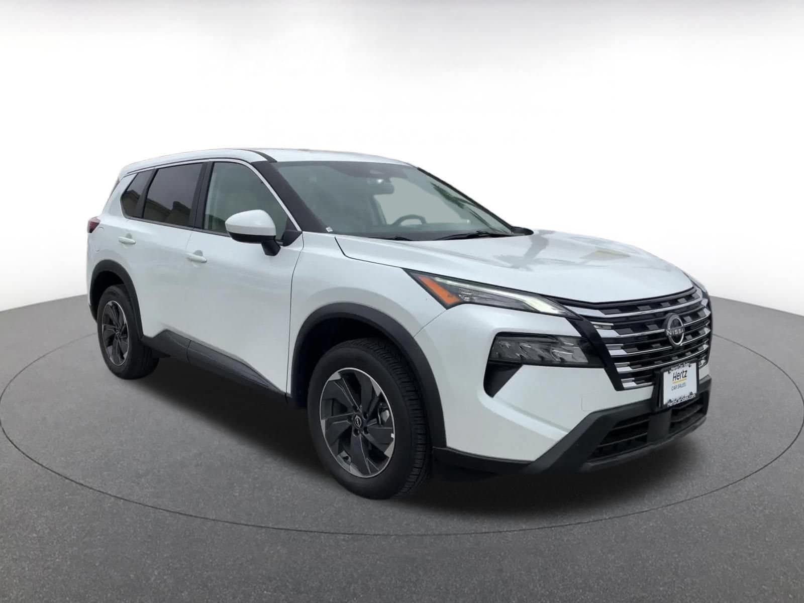 Thumbnail: 2025 Nissan Rogue - 3
