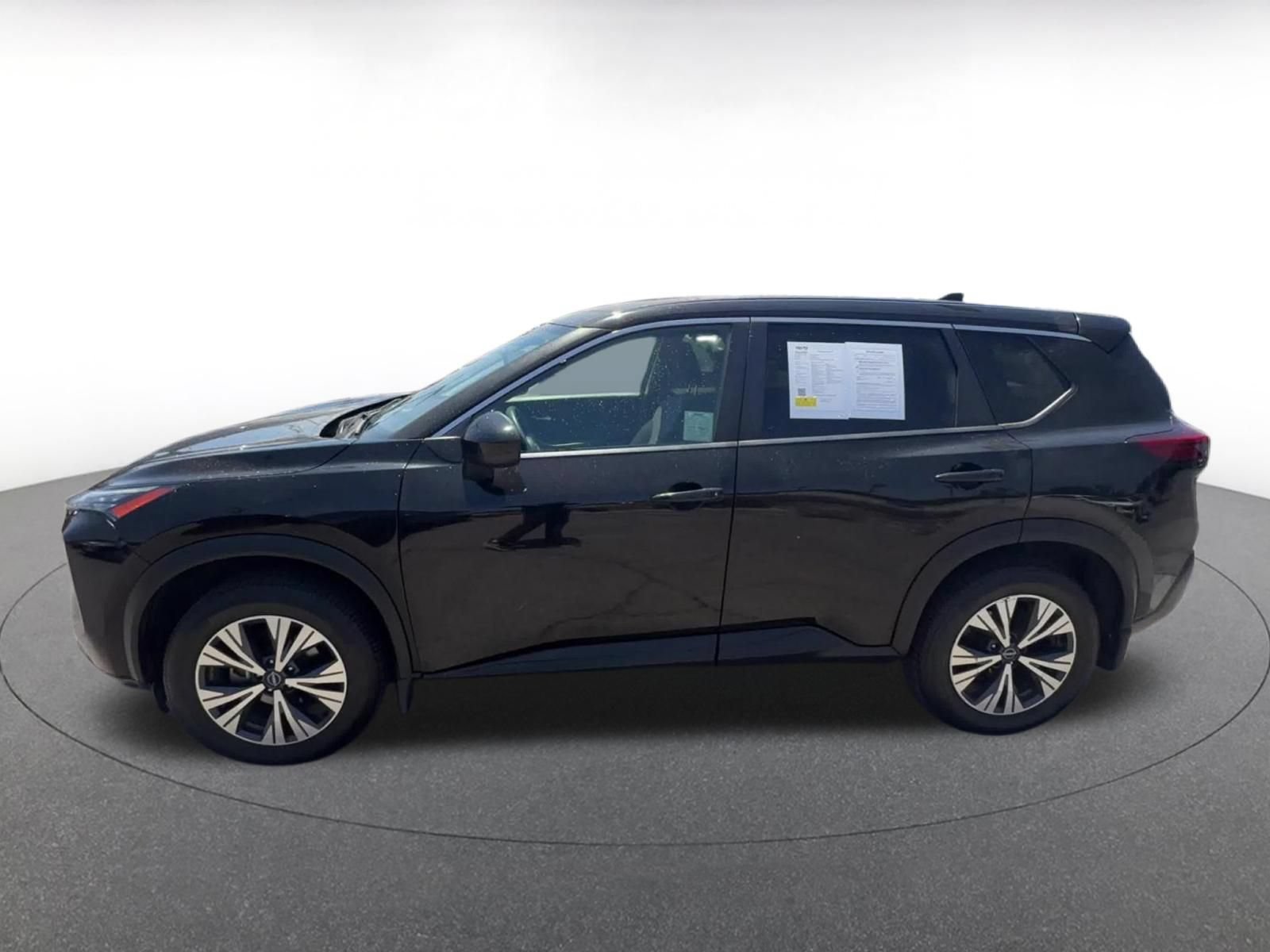 Thumbnail: 2023 Nissan Rogue - 9