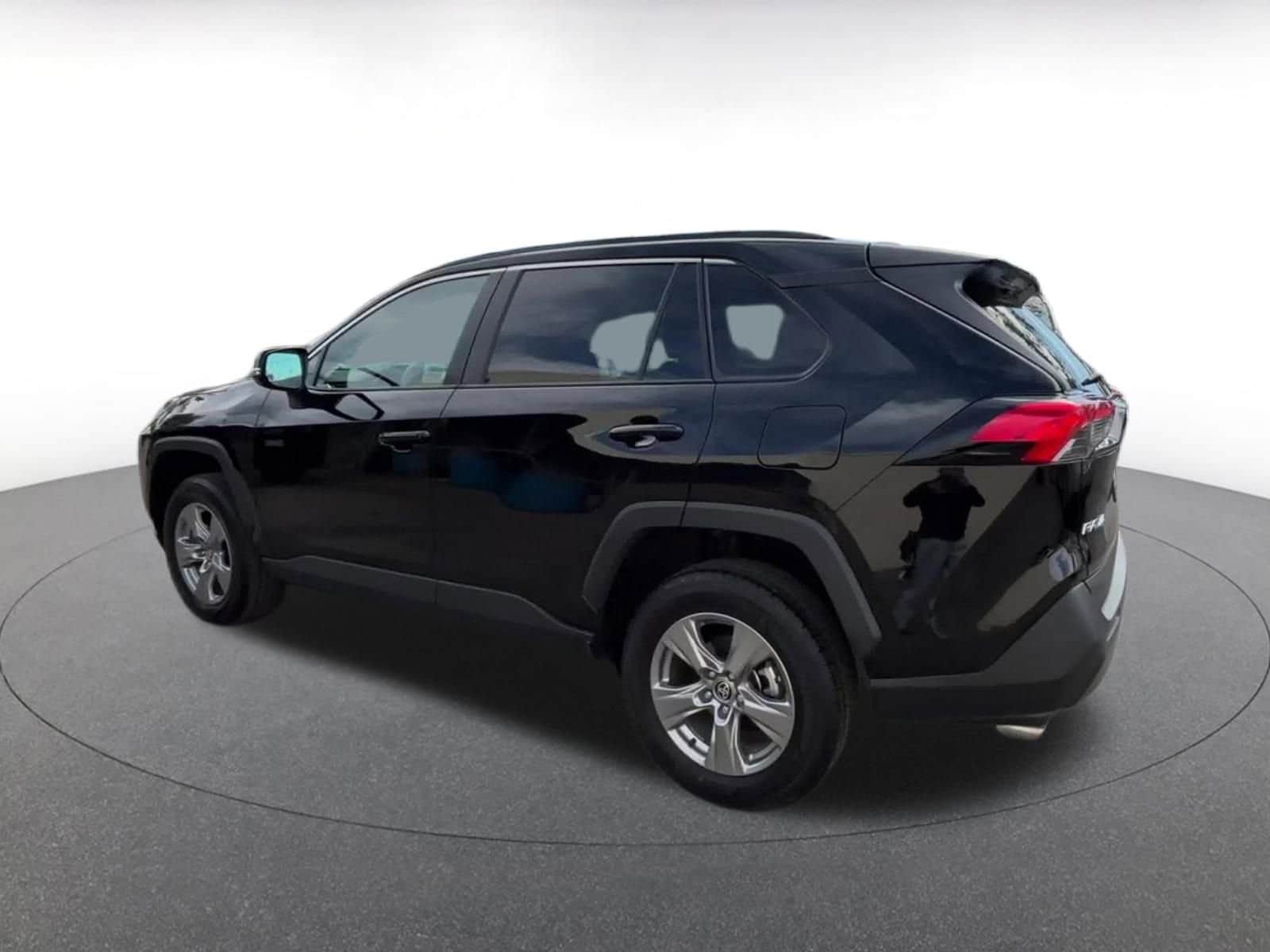 Thumbnail: 2025 Toyota RAV4 - 10