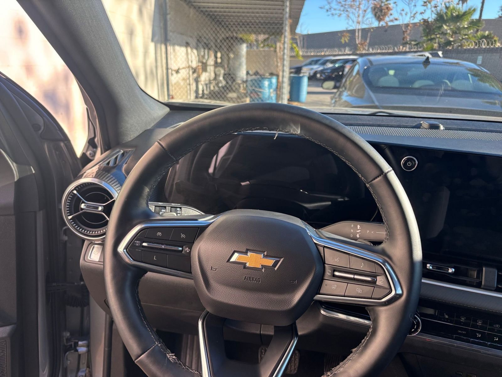 Thumbnail: 2025 Chevrolet Equinox - 34