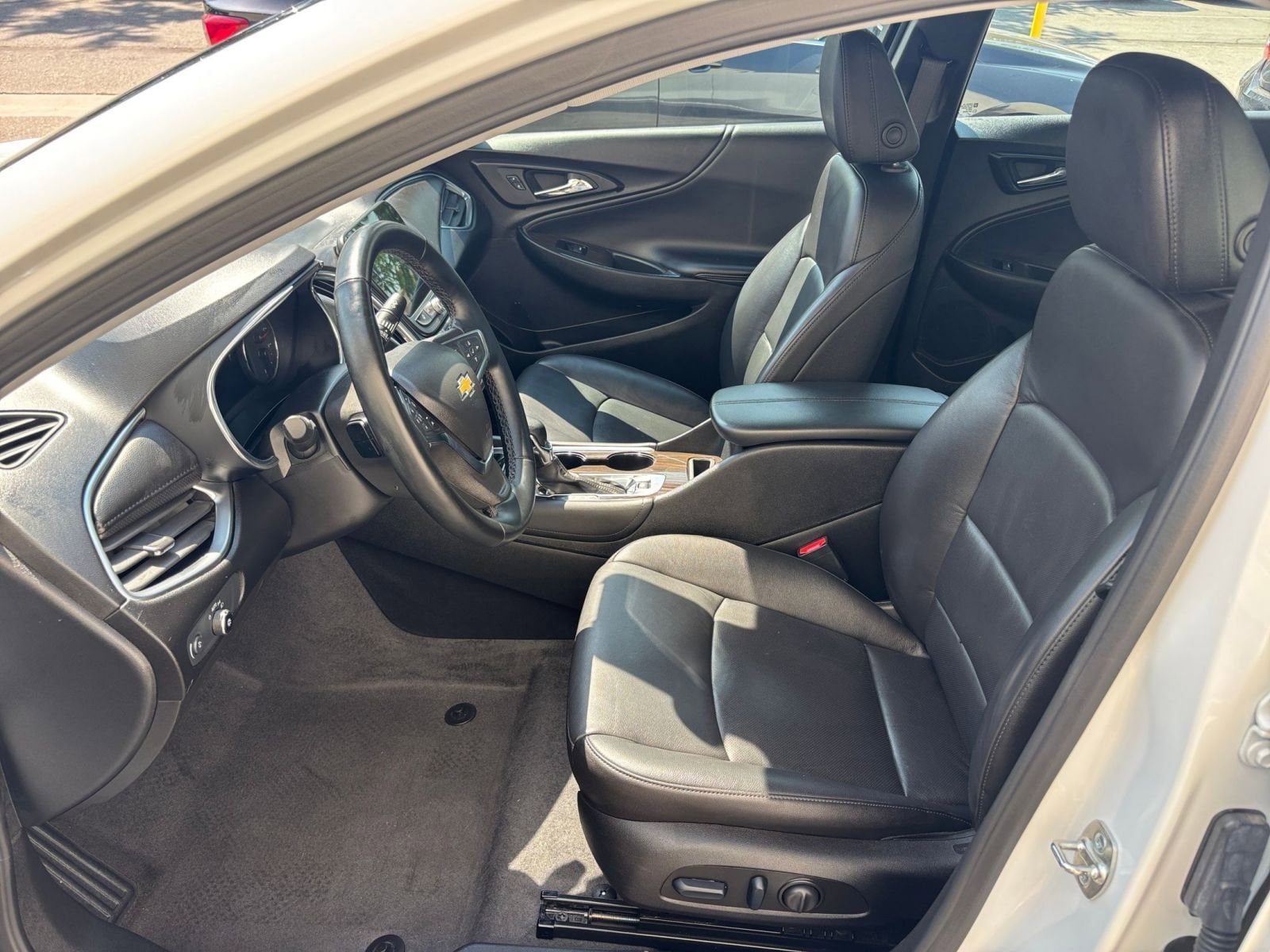 Thumbnail: 2024 Chevrolet Malibu - 27