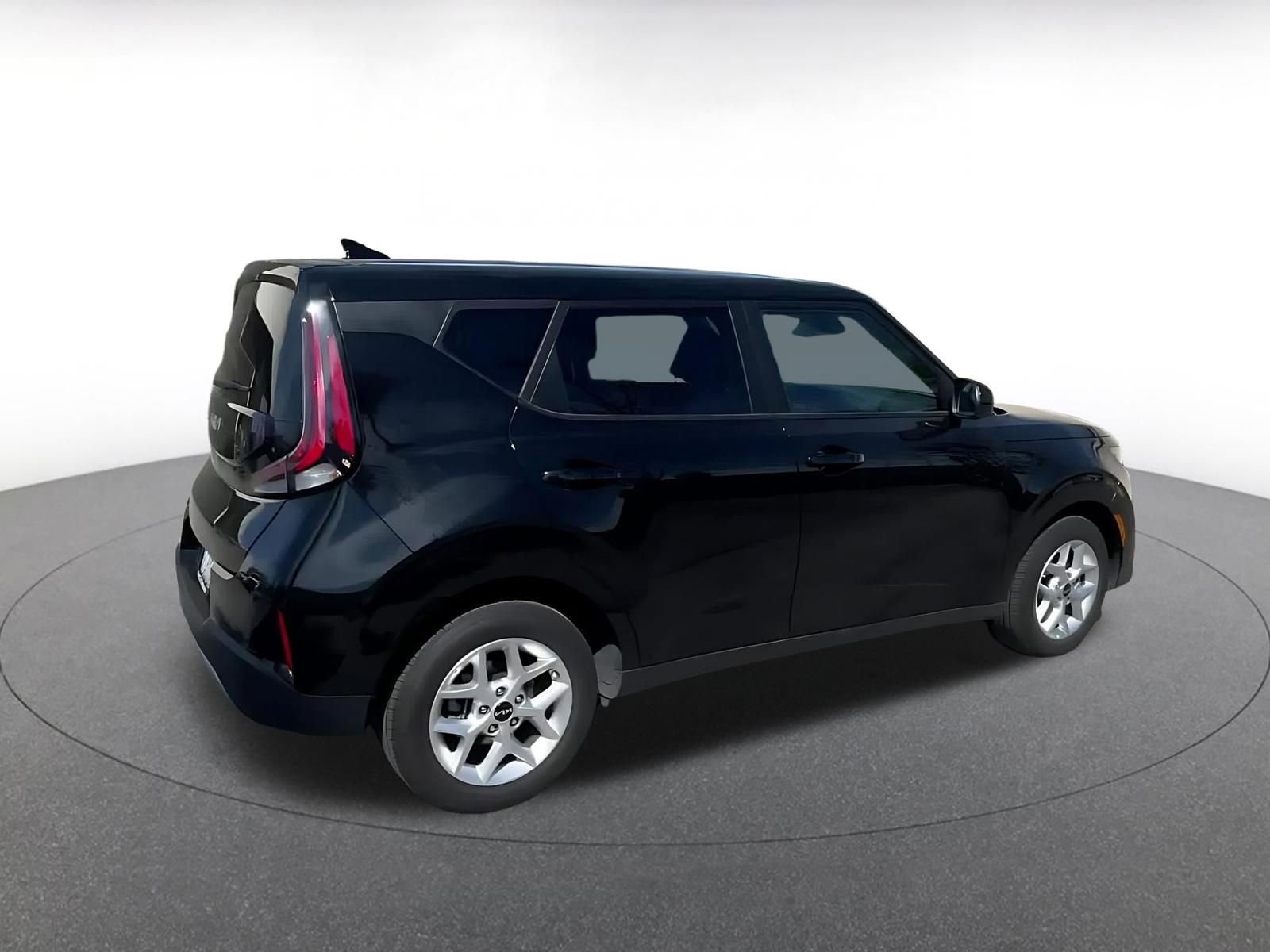 Thumbnail: 2025 Kia Soul - 15