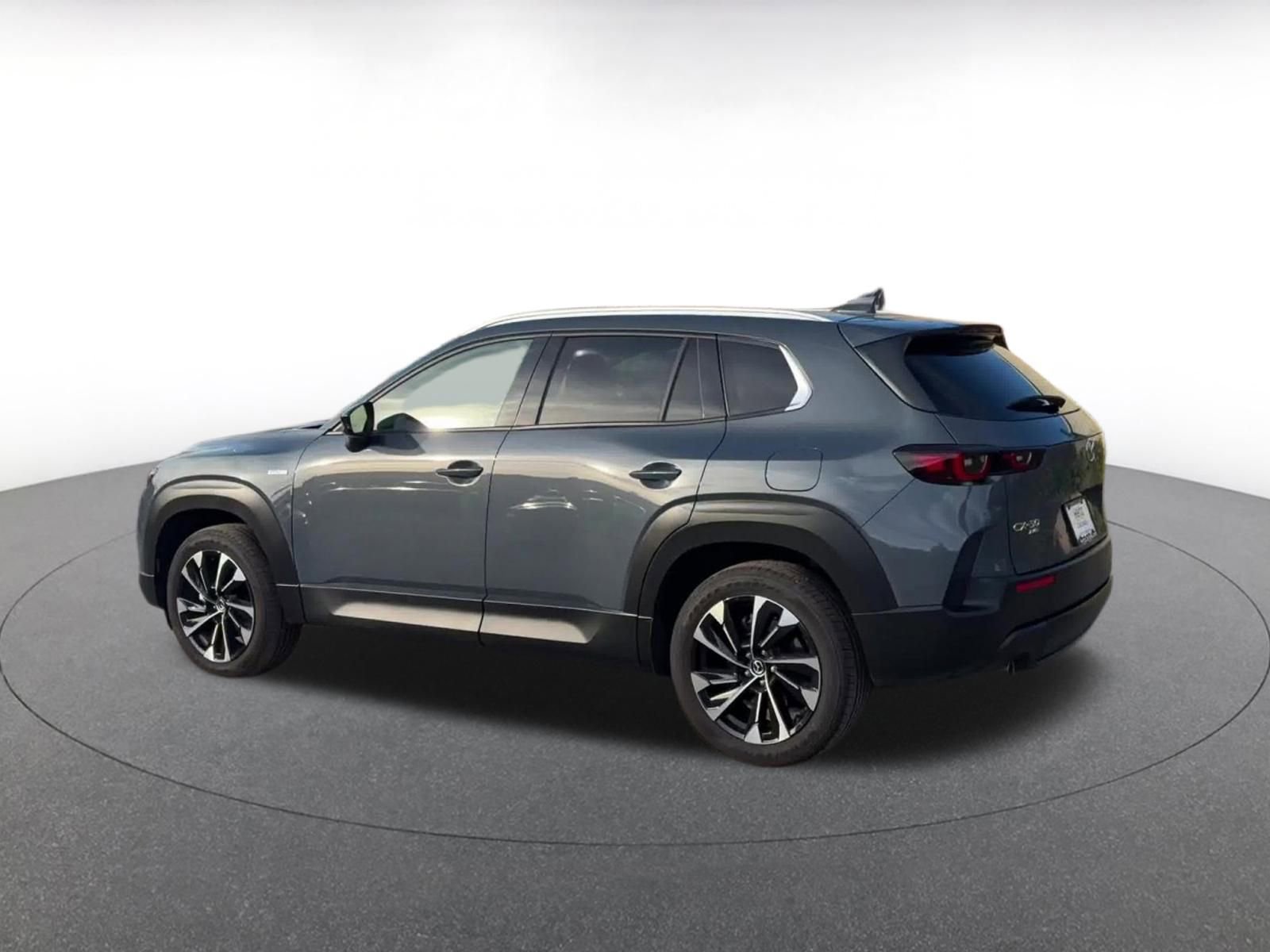 Thumbnail: 2025 Mazda CX-50 - 10