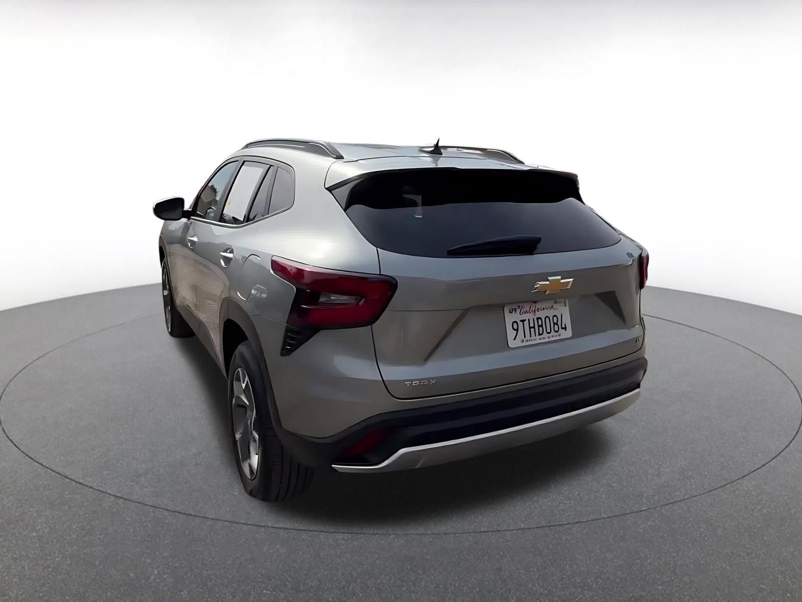 Thumbnail: 2025 Chevrolet Trax - 11