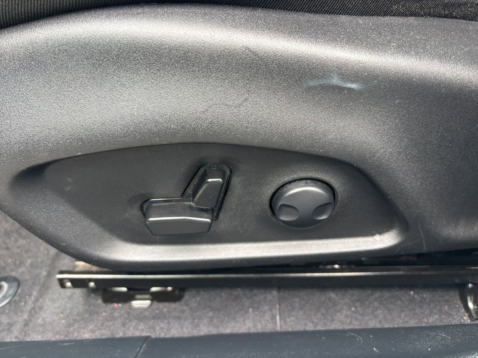 Thumbnail: 2025 Jeep Compass - 21