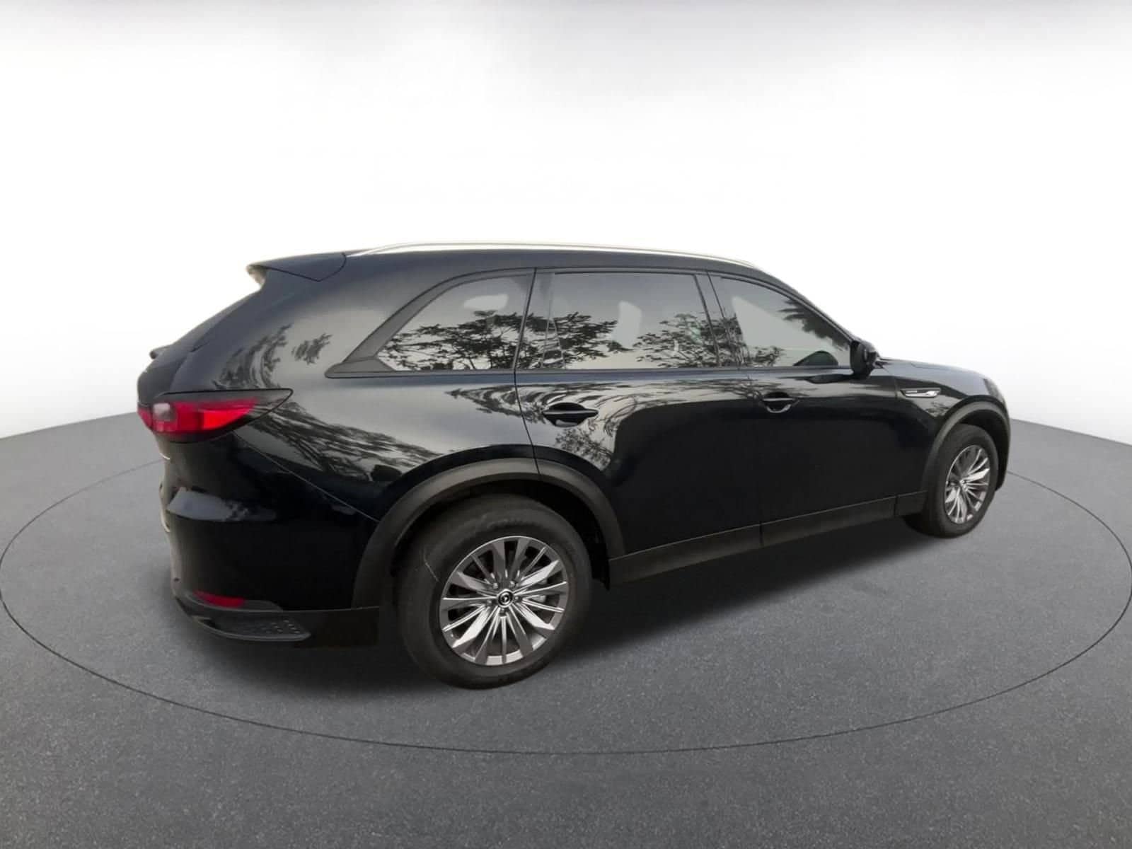 Thumbnail: 2025 Mazda CX-90 - 15