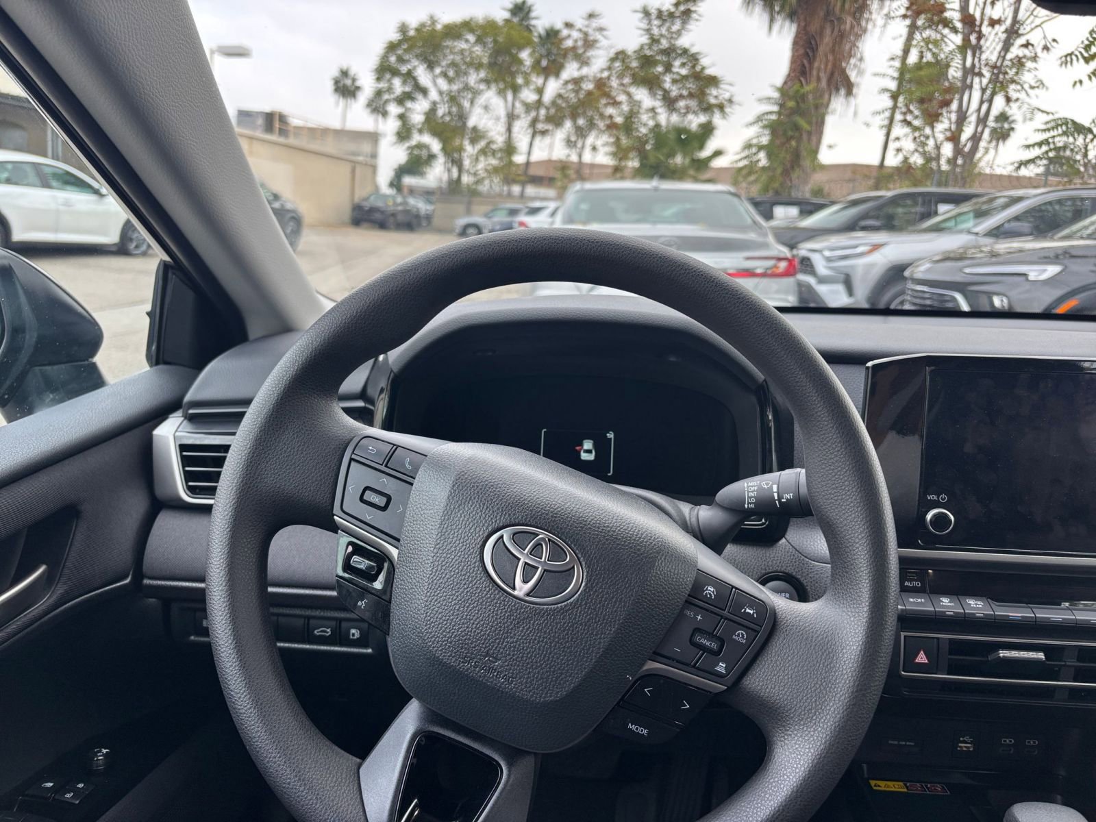 Thumbnail: 2025 Toyota Camry - 34