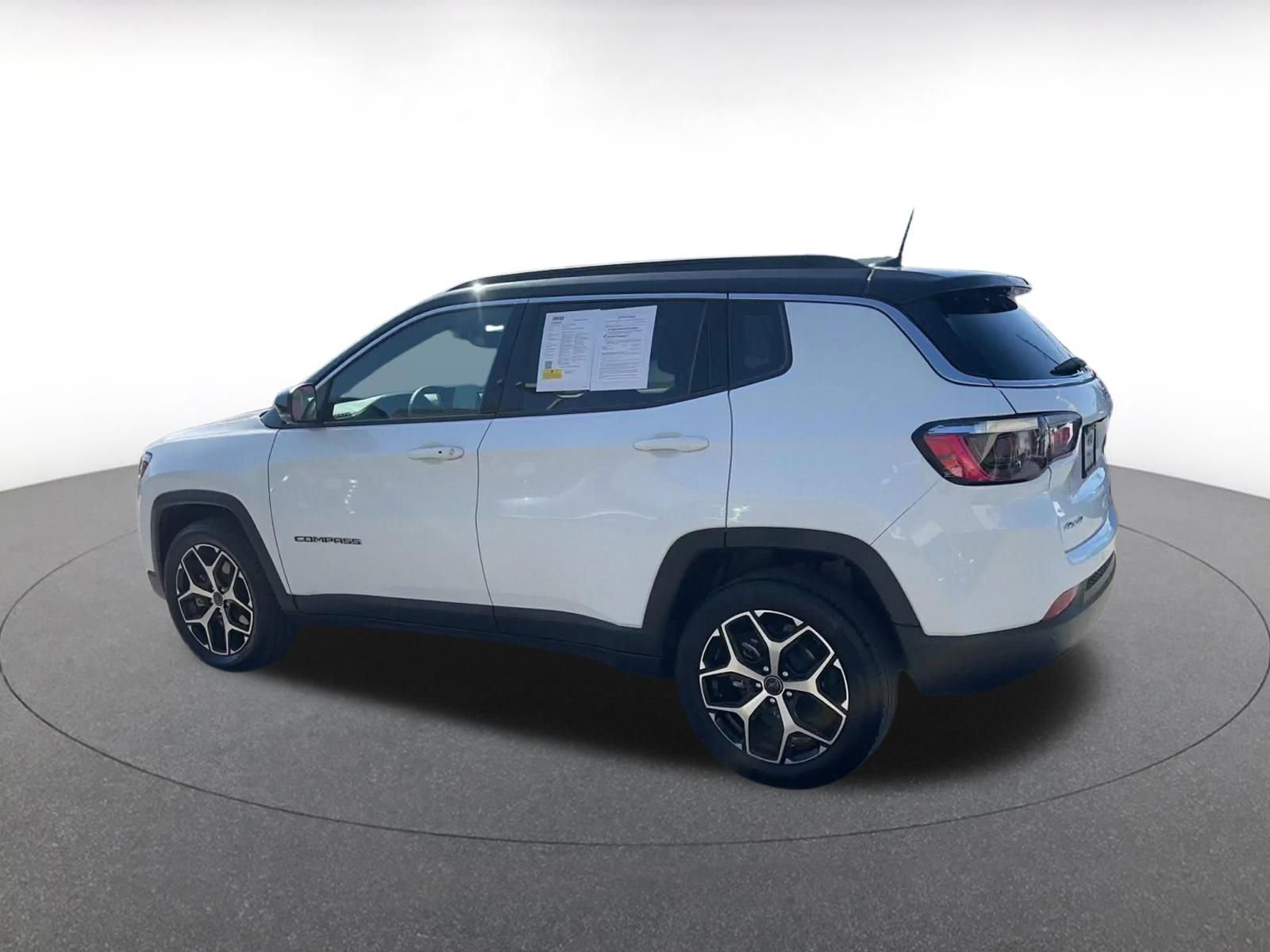 Thumbnail: 2025 Jeep Compass - 10