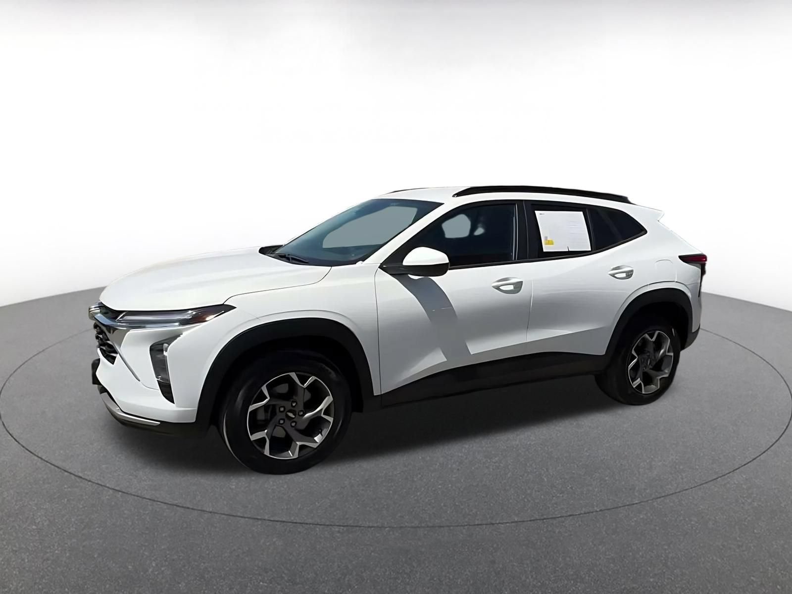 Thumbnail: 2025 Chevrolet Trax - 7