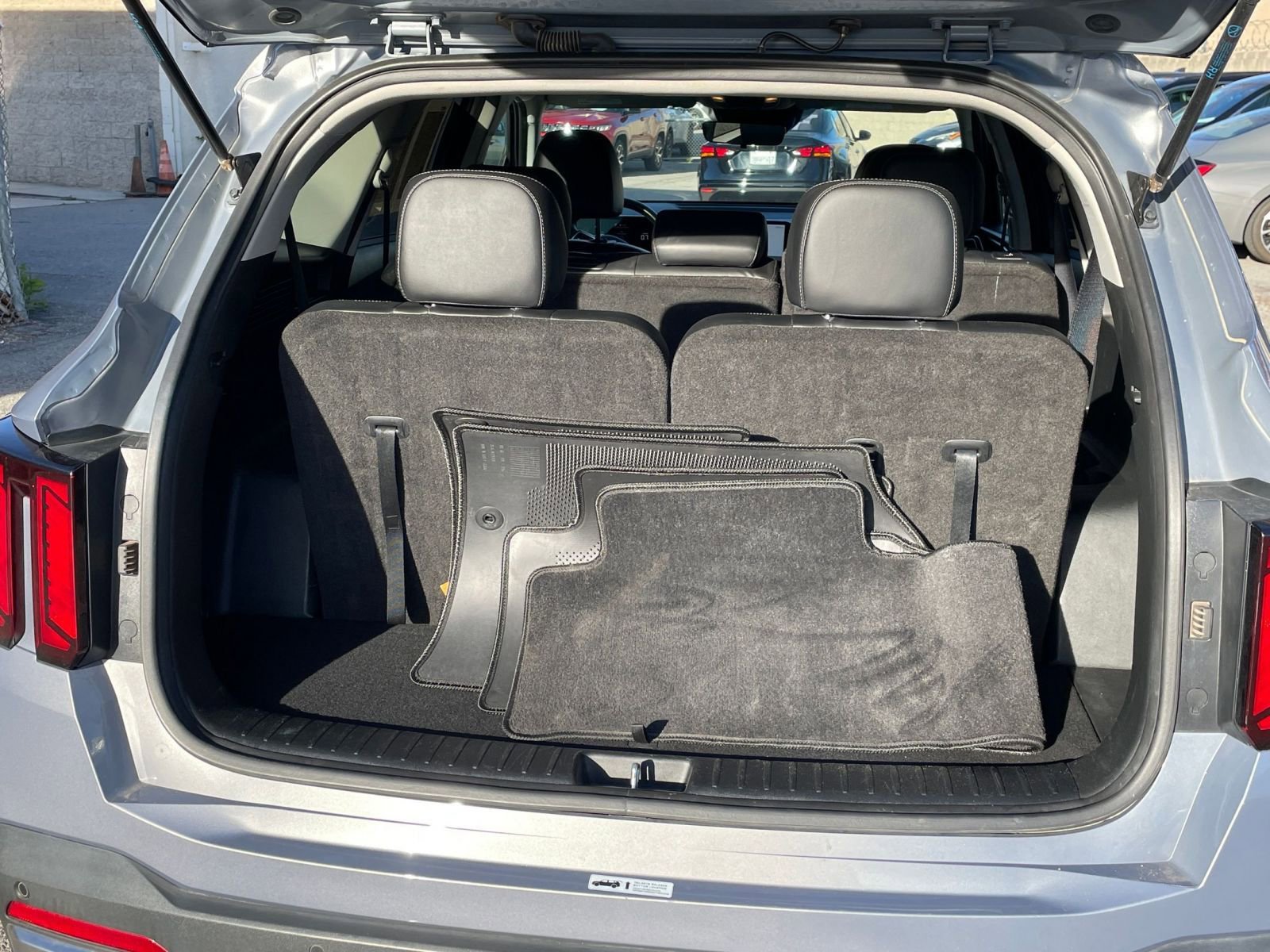 Thumbnail: 2024 Kia Sorento - 33