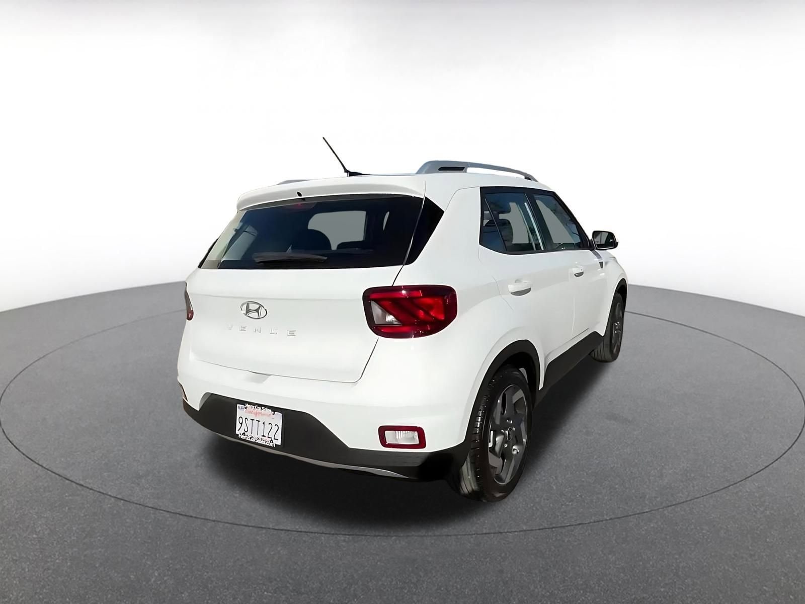 Thumbnail: 2025 Hyundai Venue - 14