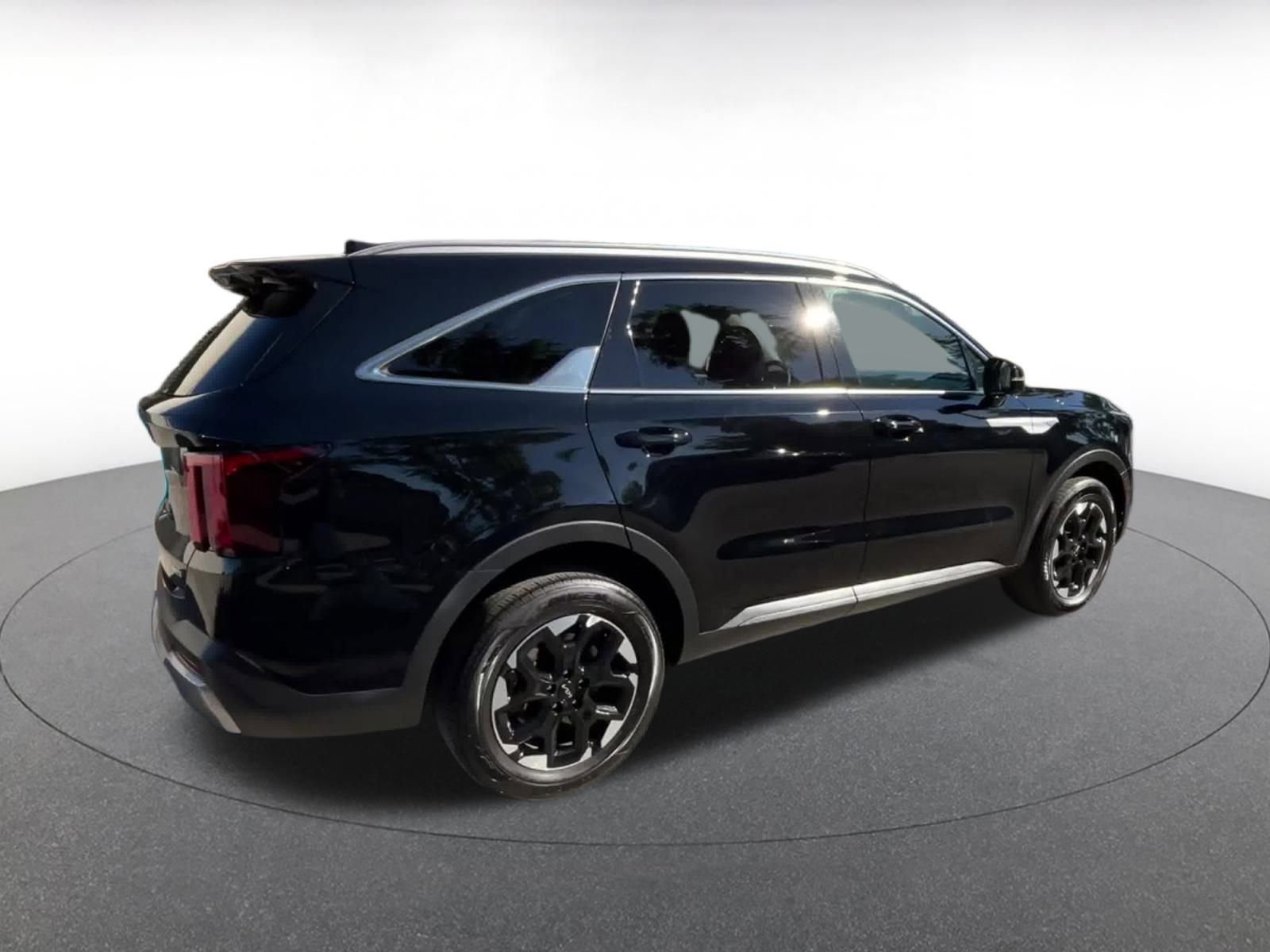 Thumbnail: 2024 Kia Sorento - 15