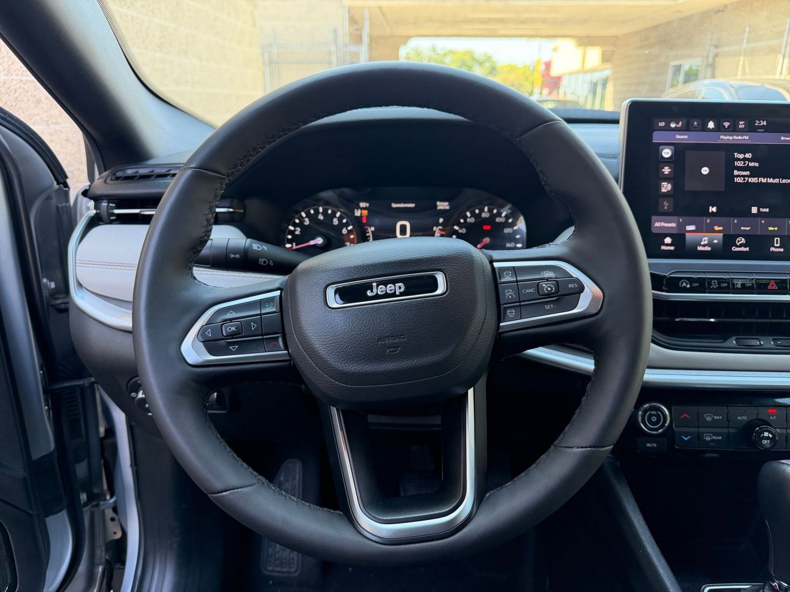 Thumbnail: 2025 Jeep Compass - 29