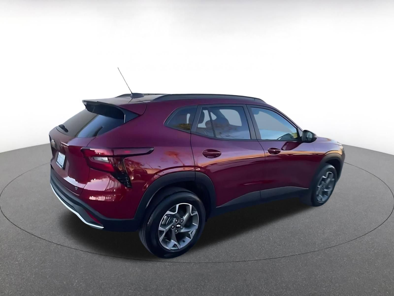 Thumbnail: 2025 Chevrolet Trax - 15