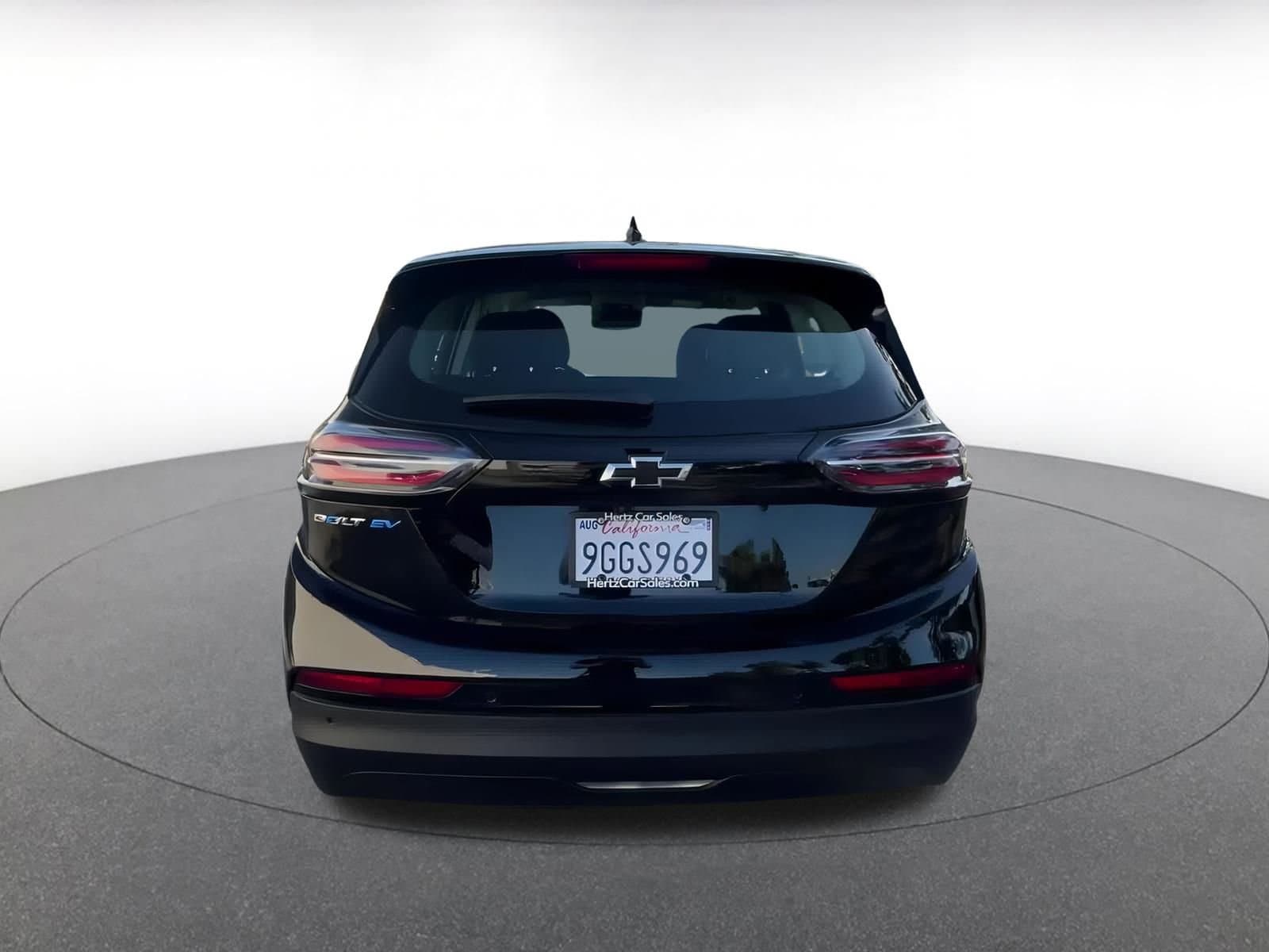 Thumbnail: 2023 Chevrolet Bolt EV - 12