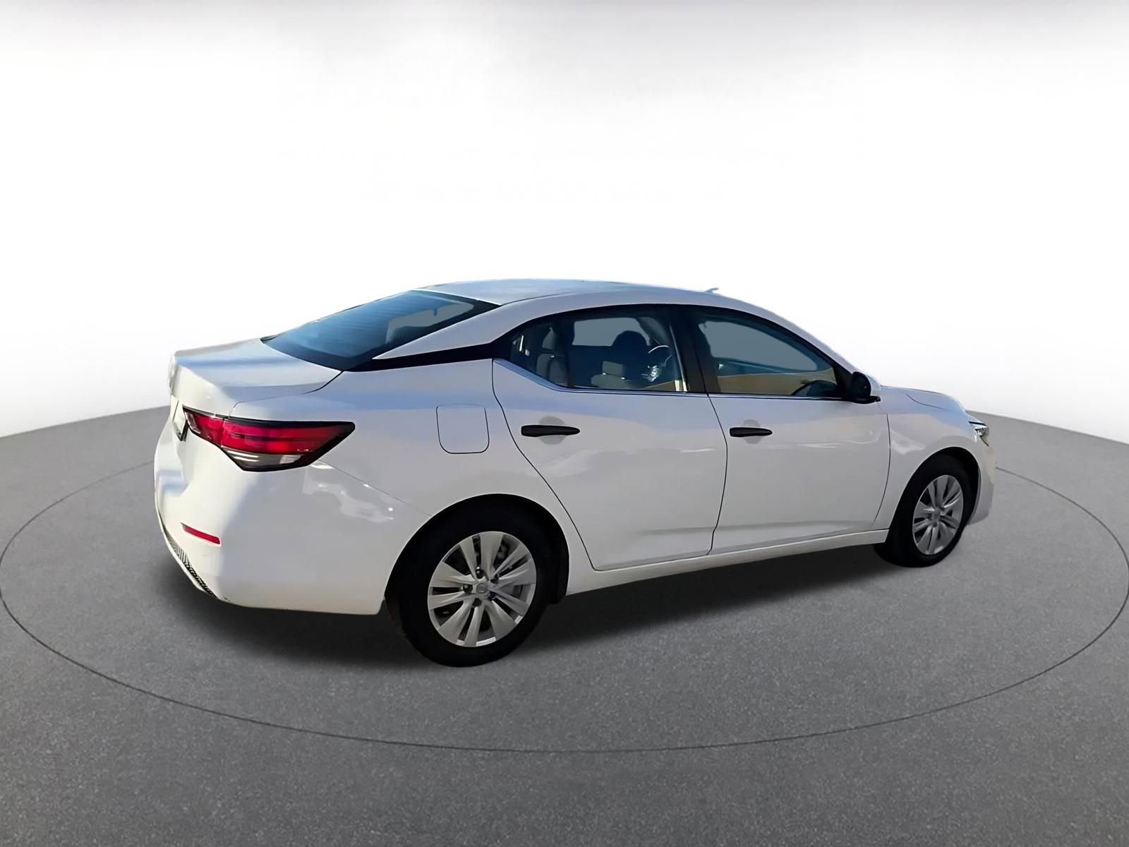 Thumbnail: 2025 Nissan Sentra - 14