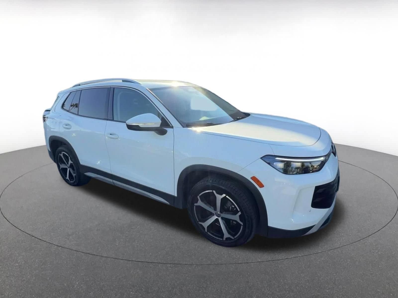 Thumbnail: 2026 Volkswagen Tiguan - 2