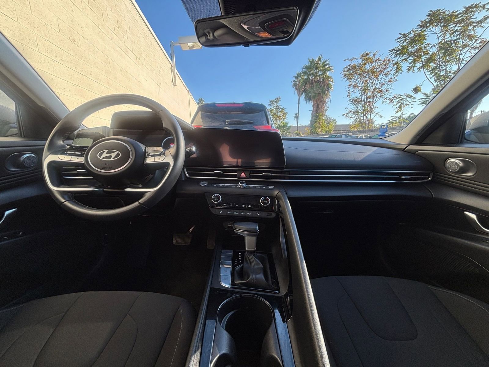 Thumbnail: 2025 Hyundai Elantra - 33