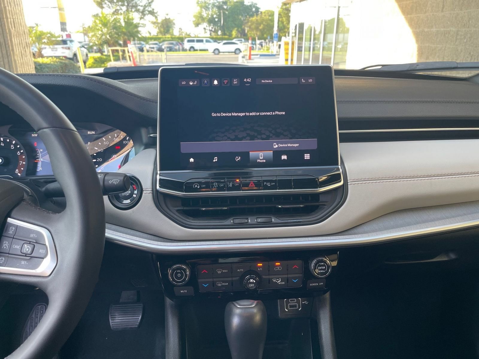 Thumbnail: 2025 Jeep Compass - 17