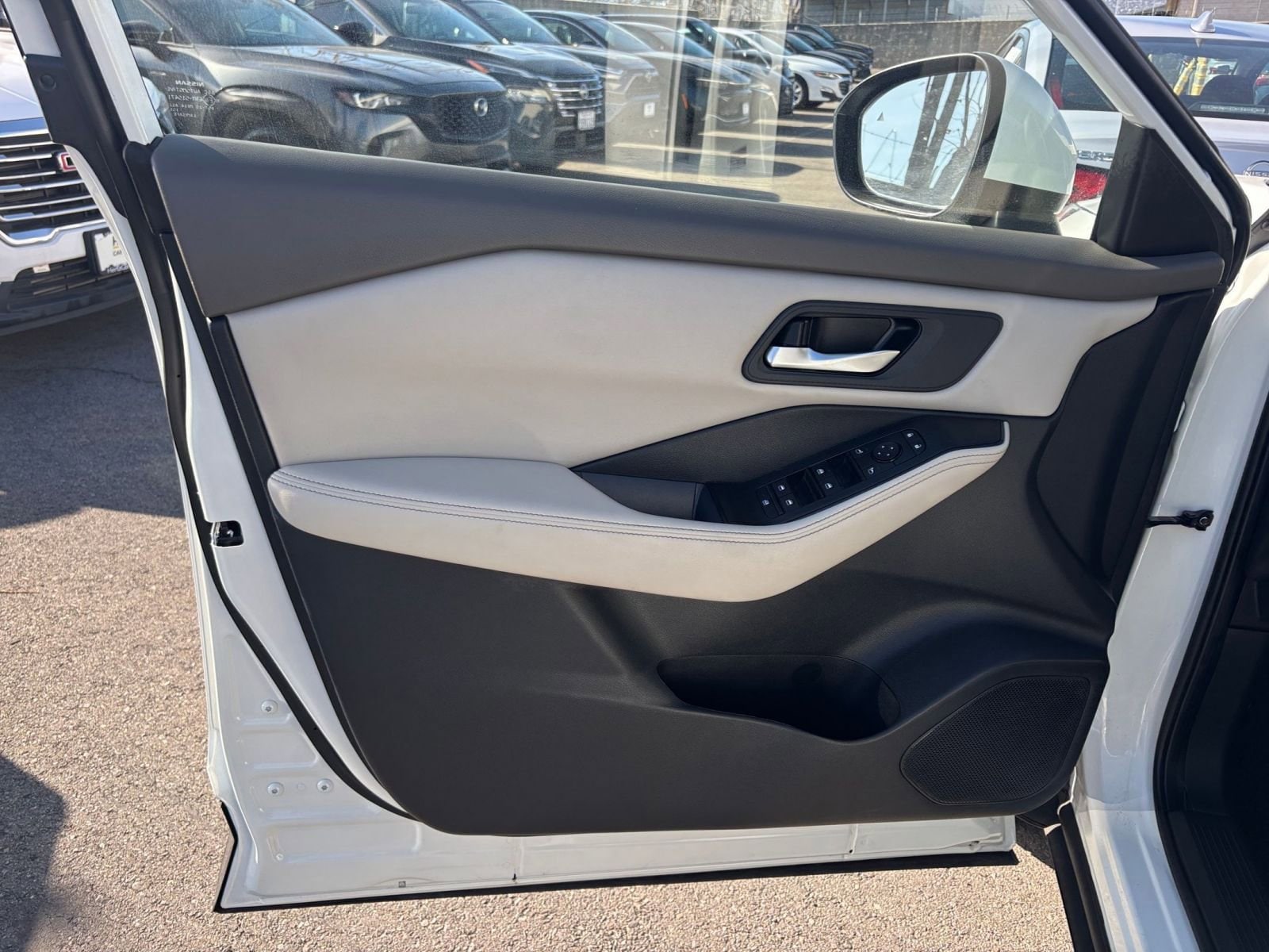 Thumbnail: 2025 Nissan Rogue - 18