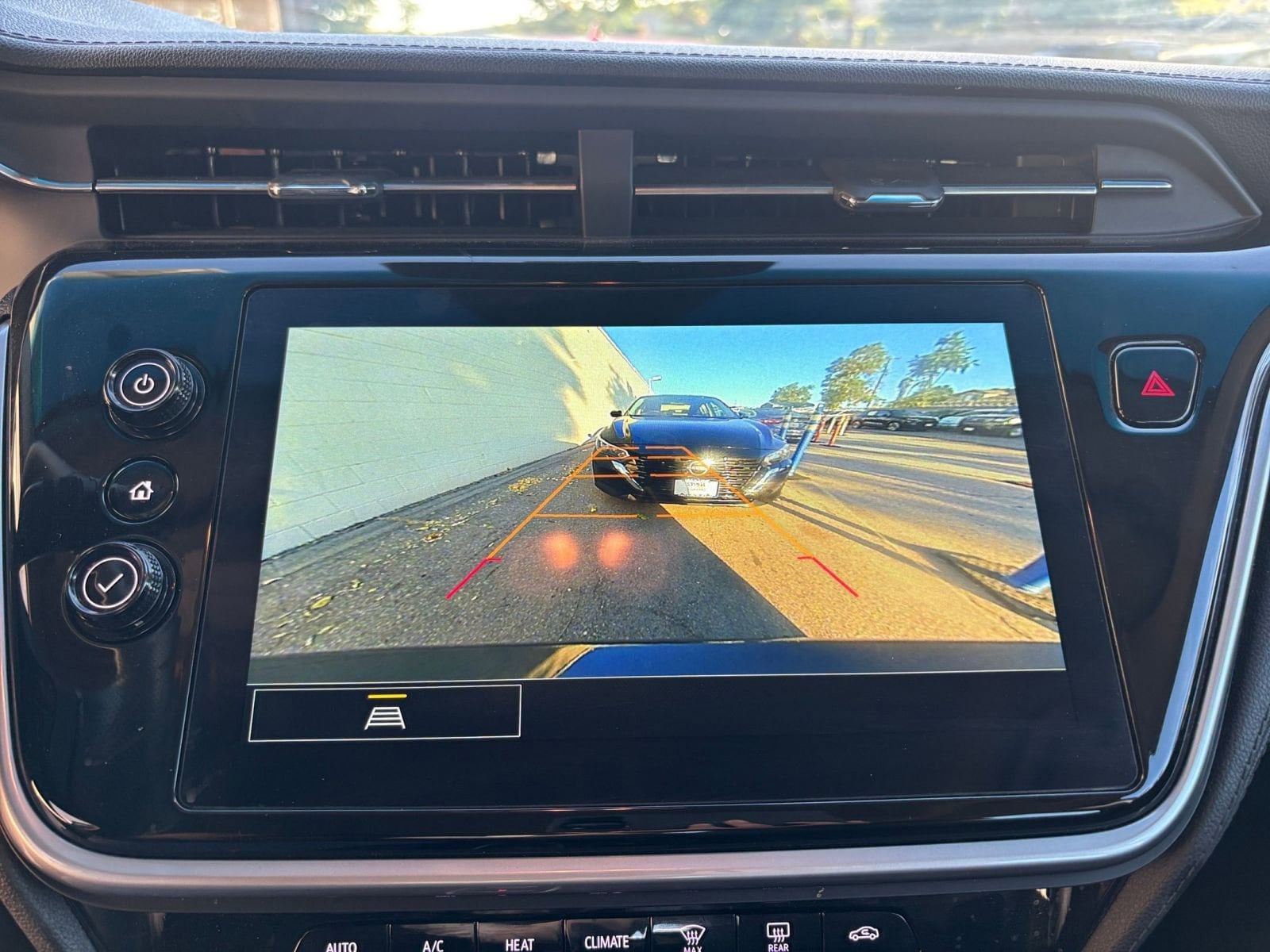 Thumbnail: 2023 Chevrolet Bolt EV - 17