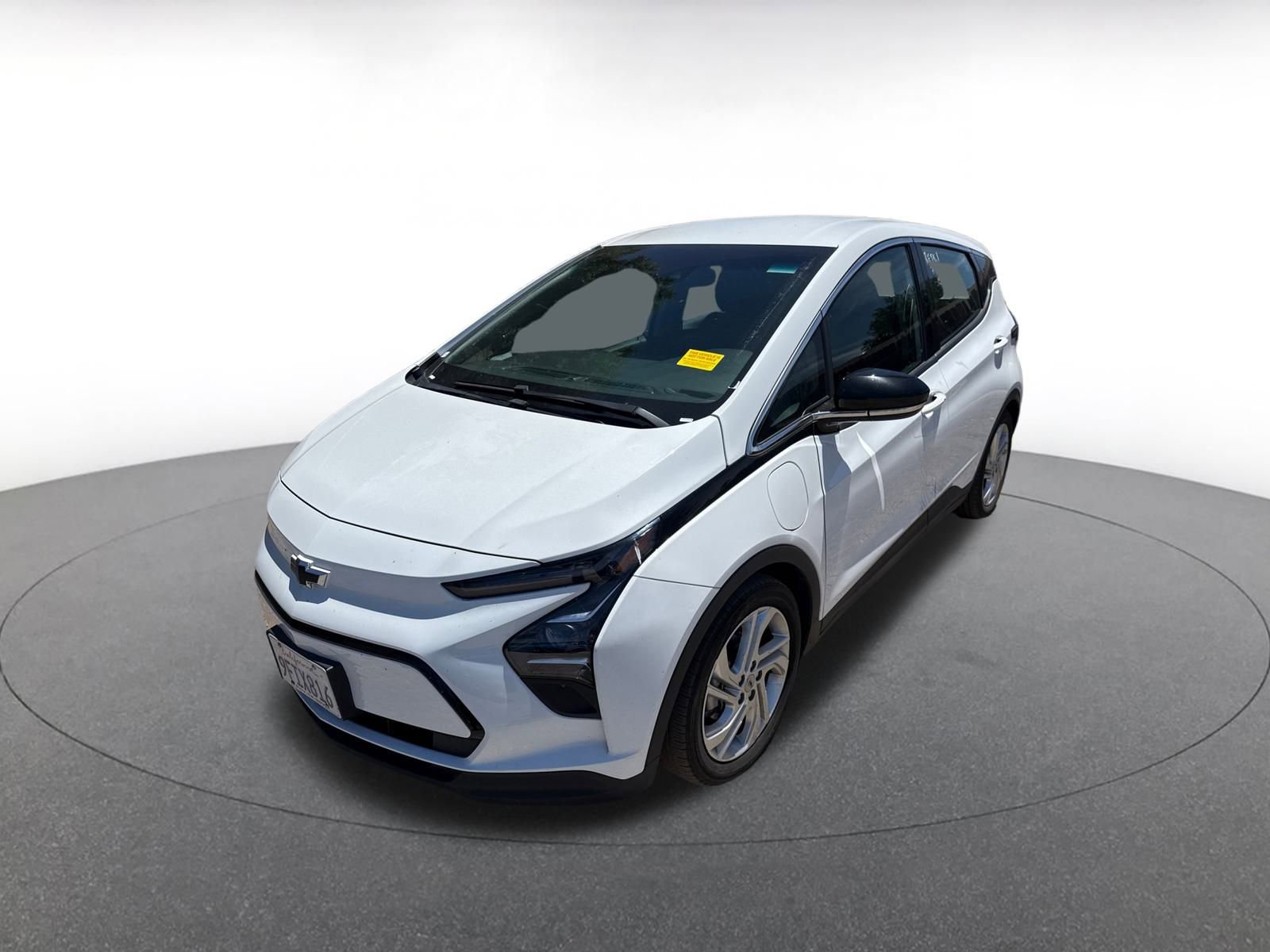Thumbnail: 2023 Chevrolet Bolt EV - 3
