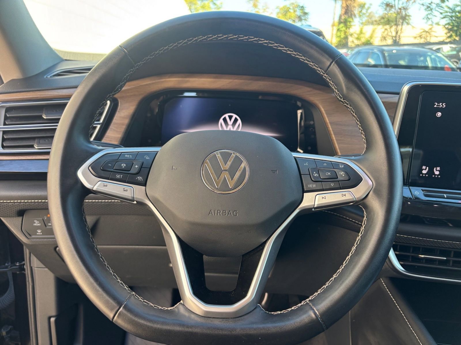 Thumbnail: 2025 Volkswagen Atlas - 28