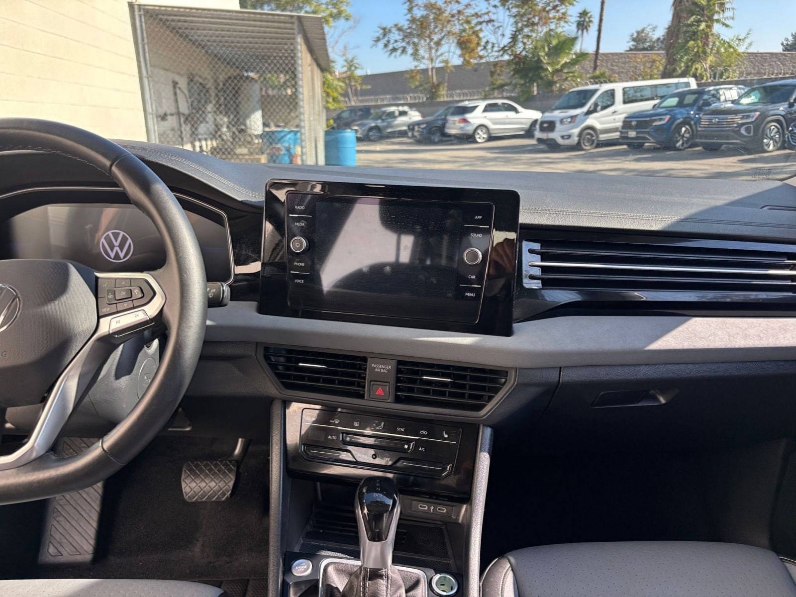 Thumbnail: 2025 Volkswagen Jetta - 18