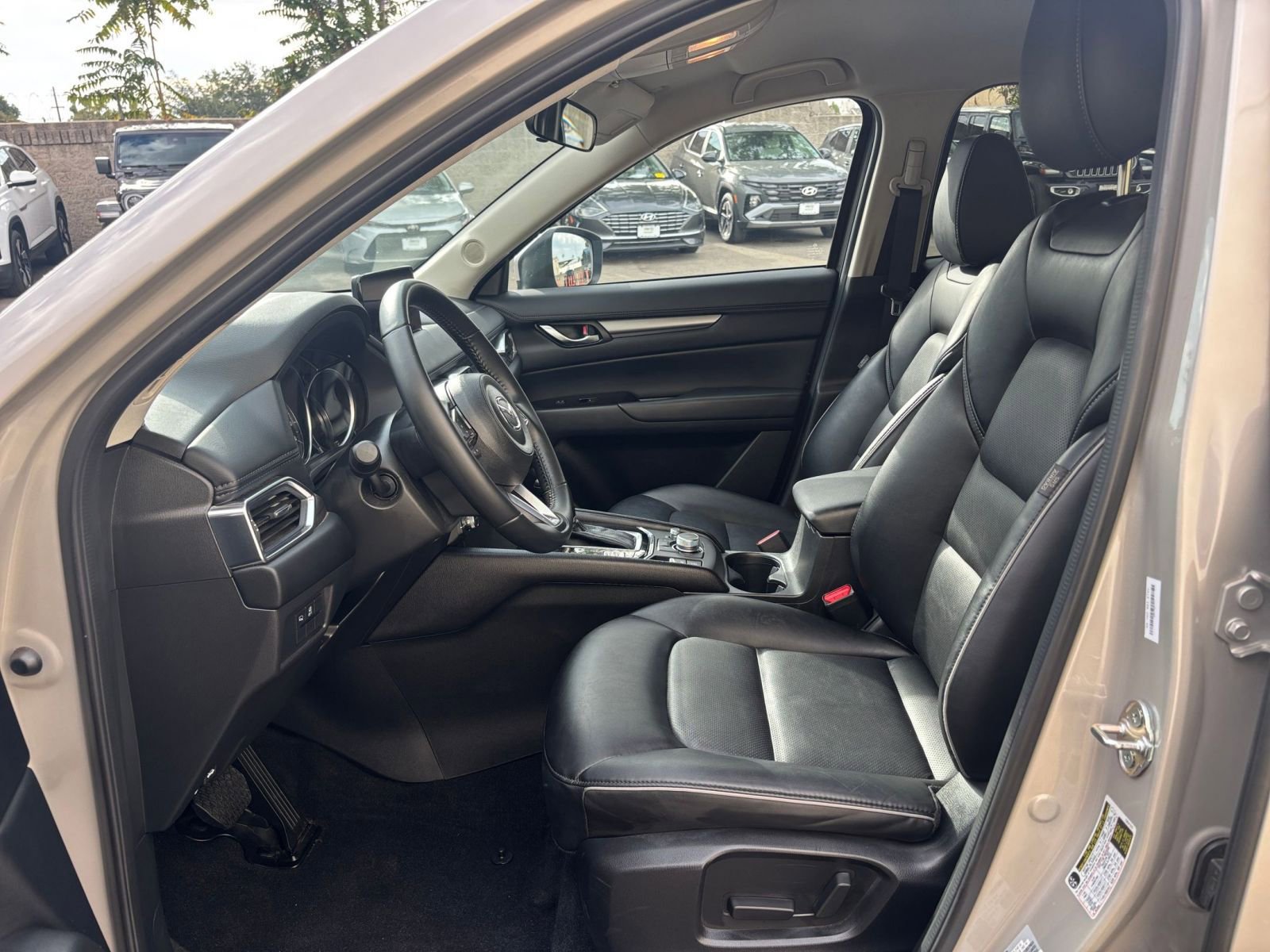 Thumbnail: 2025 Mazda CX-5 - 27