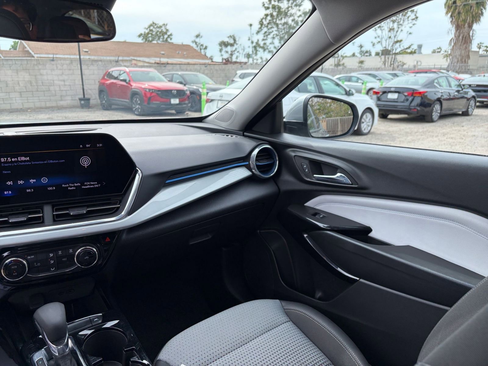 Thumbnail: 2025 Chevrolet Trax - 35