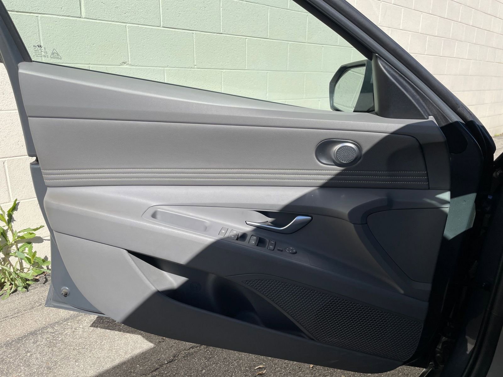 Thumbnail: 2025 Hyundai Elantra - 18