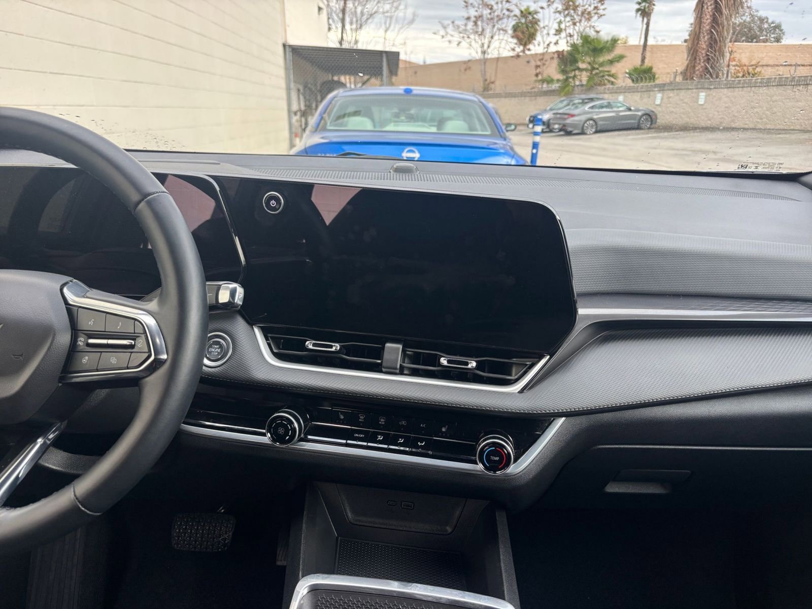 Thumbnail: 2025 Chevrolet Equinox - 18