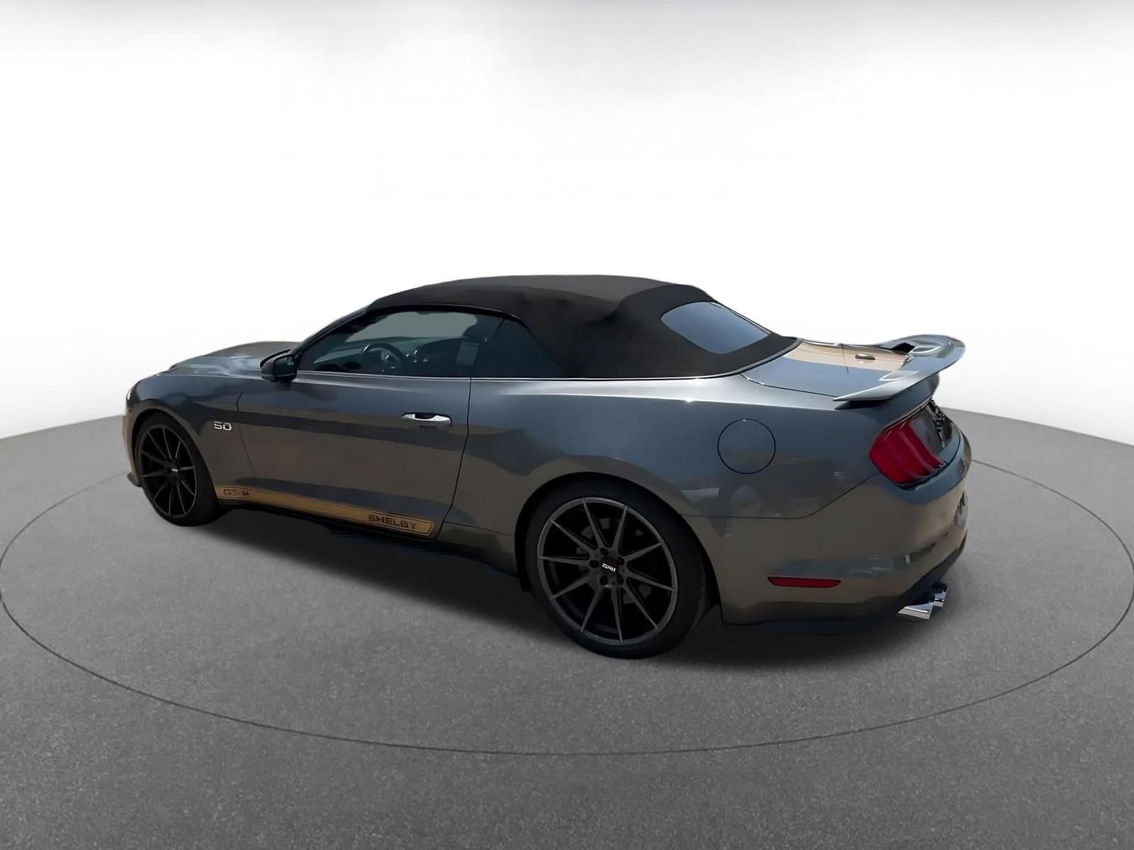 Thumbnail: 2022 Ford Mustang - 8